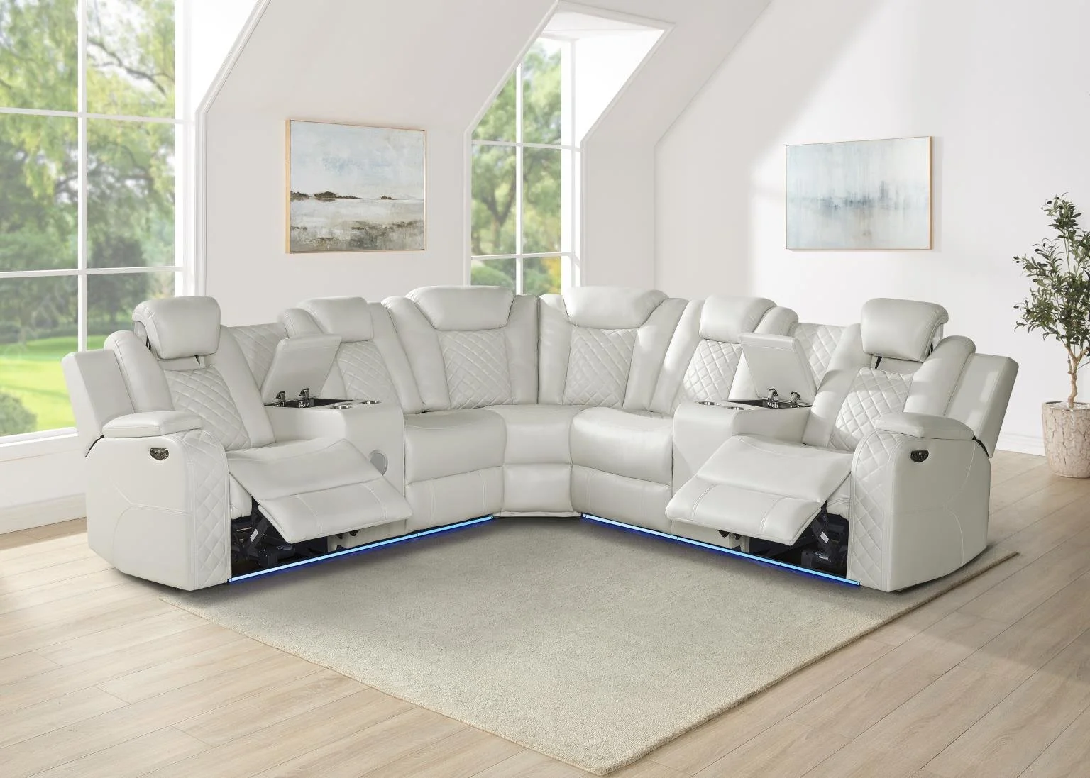 Power Recliners & Headrest, Storage Armrest Console, Cup Holders