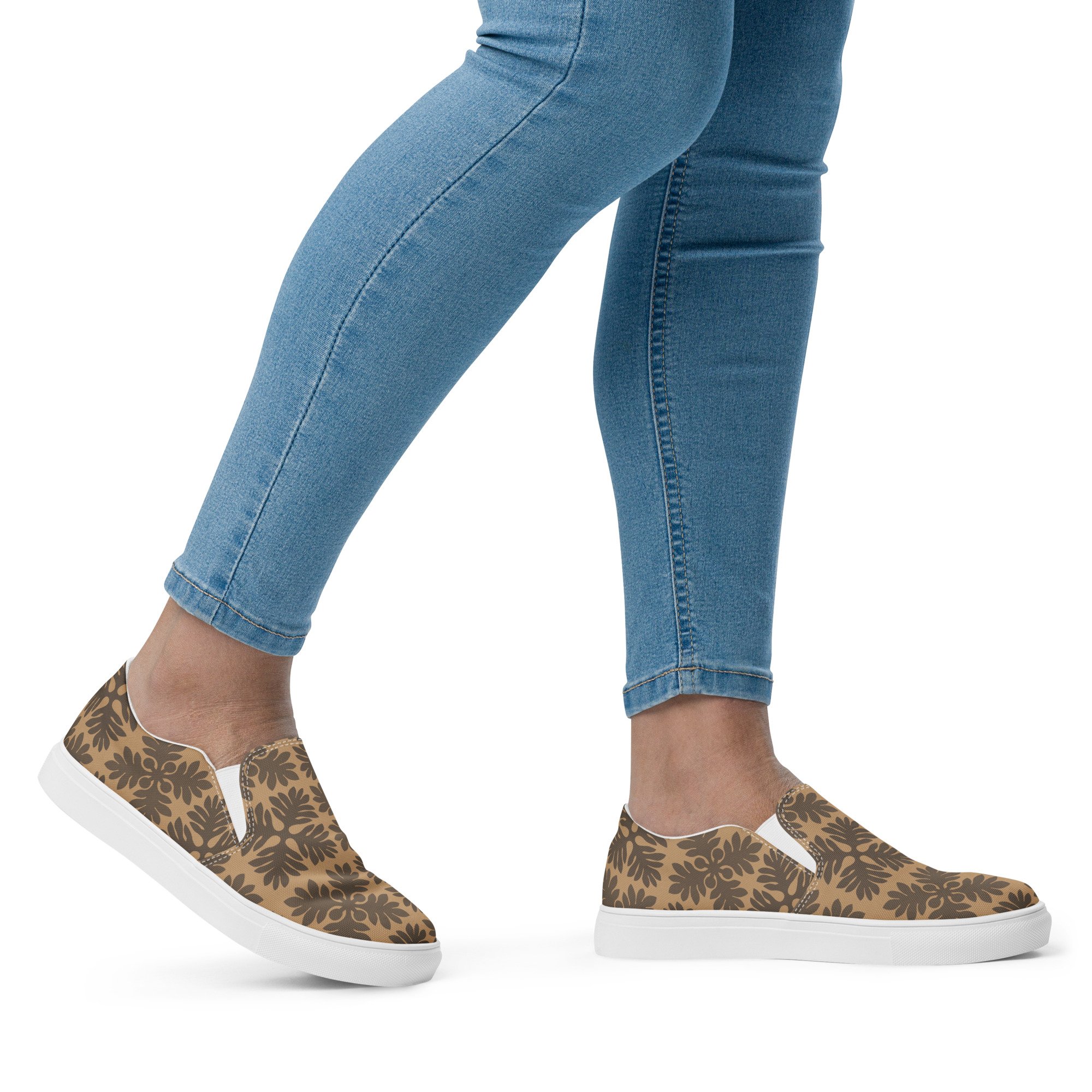 womens-slip-on-canvas-shoes-white-right-680c28df55d7d.jpg