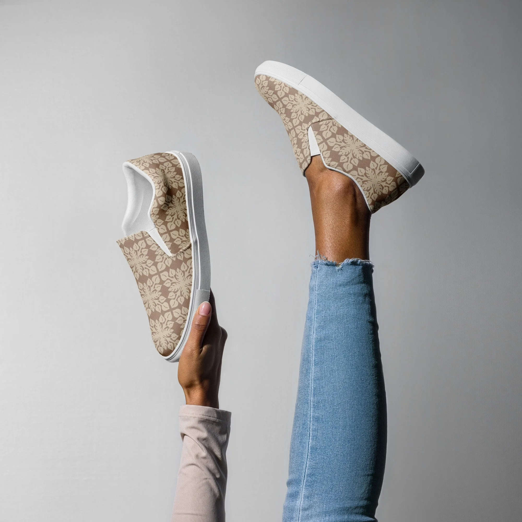 Anthurium Quilt Women’s Slip-On’s (Hapa Hunney)