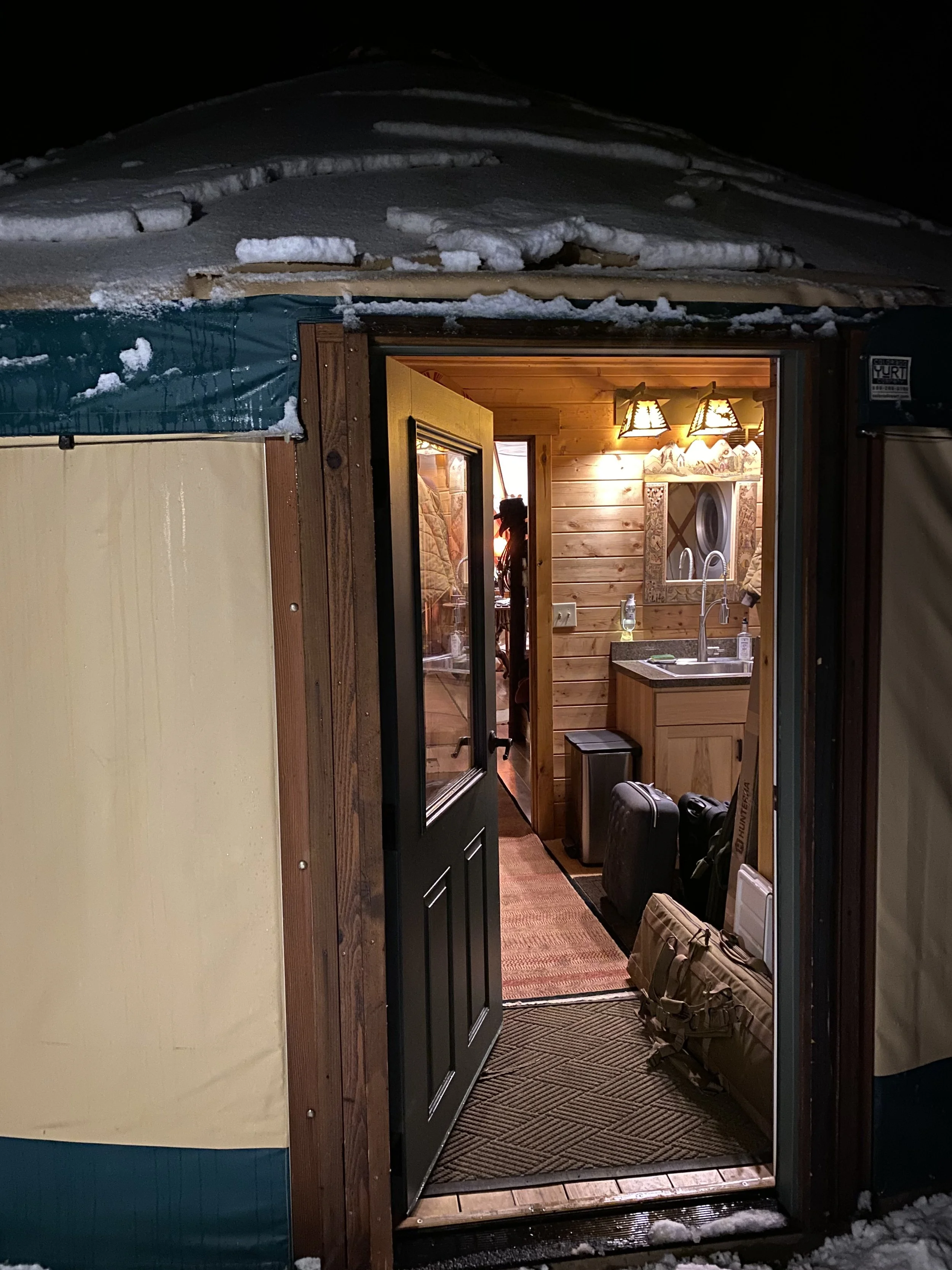 camp_yurt_bunkhouse_mudroom.jpeg