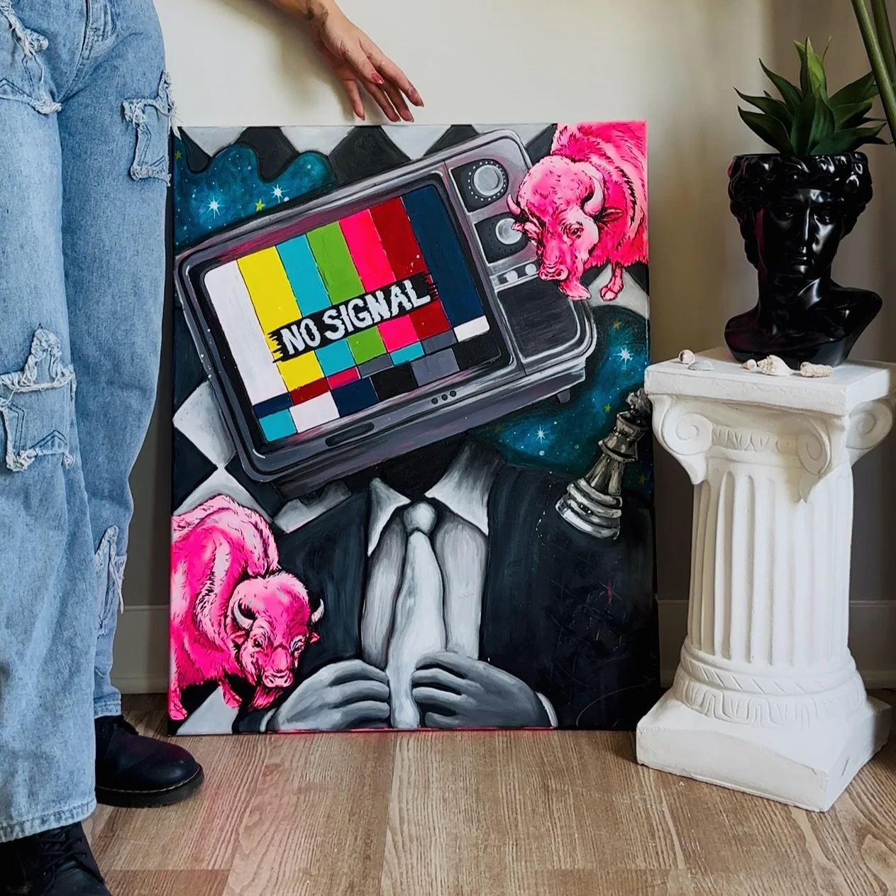 Caught between reality and illusion, &ldquo;Under the Influence&rdquo; explores the breakdown of identity in a media-saturated world. 

Oil and acrylic on 24x30&rdquo; canvas 📺