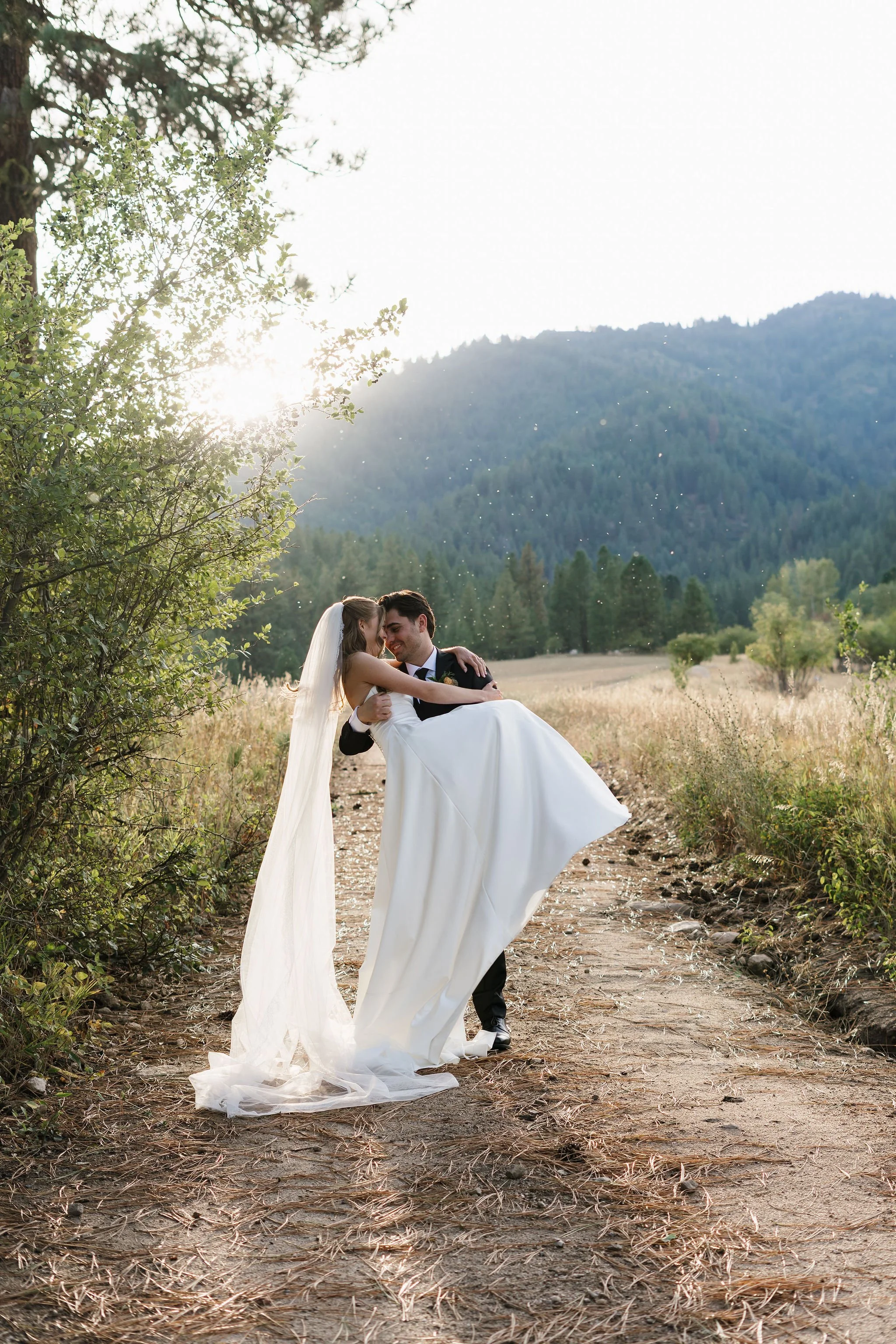 Hailey + Conner: H5 Ranch in Garden Valley, ID