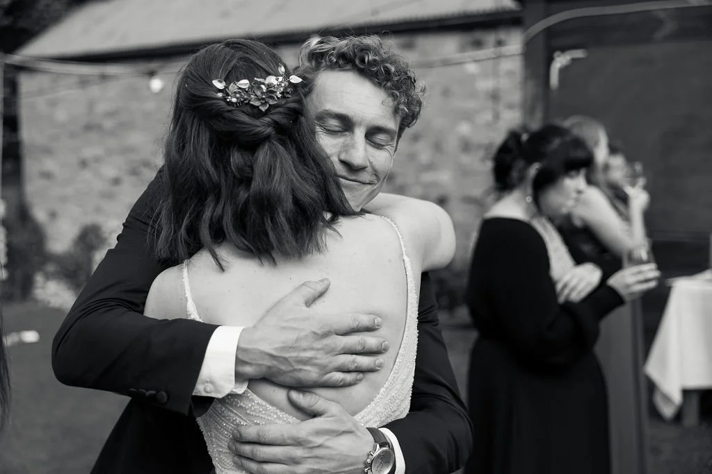 Stan pointing the couple to 