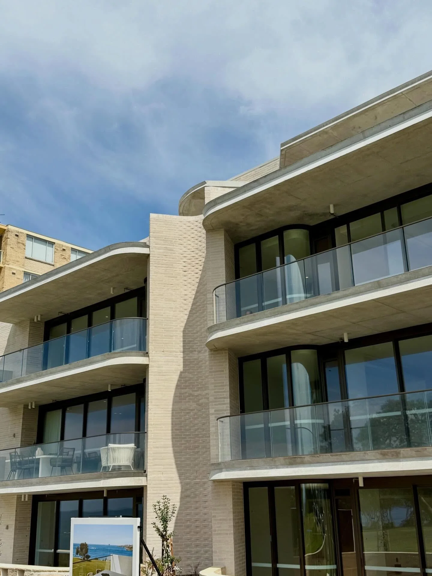 Ready to move in! 
Enjoy the best of Coogee from this iconic location on the north headland of Coogee beach.#coogeebeach #luxuryapartments #beach #bondibeach #views 
@mcgrathprojects