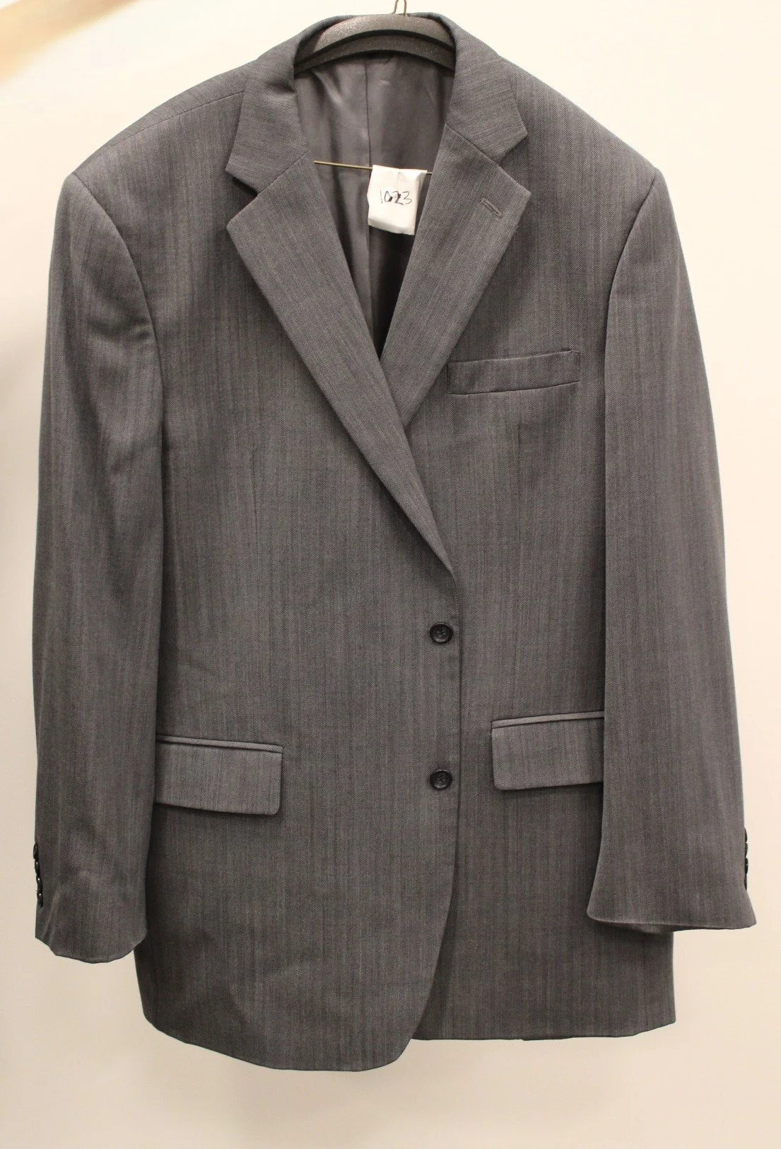 Men's Grey/Silver Jacket: 46 Long