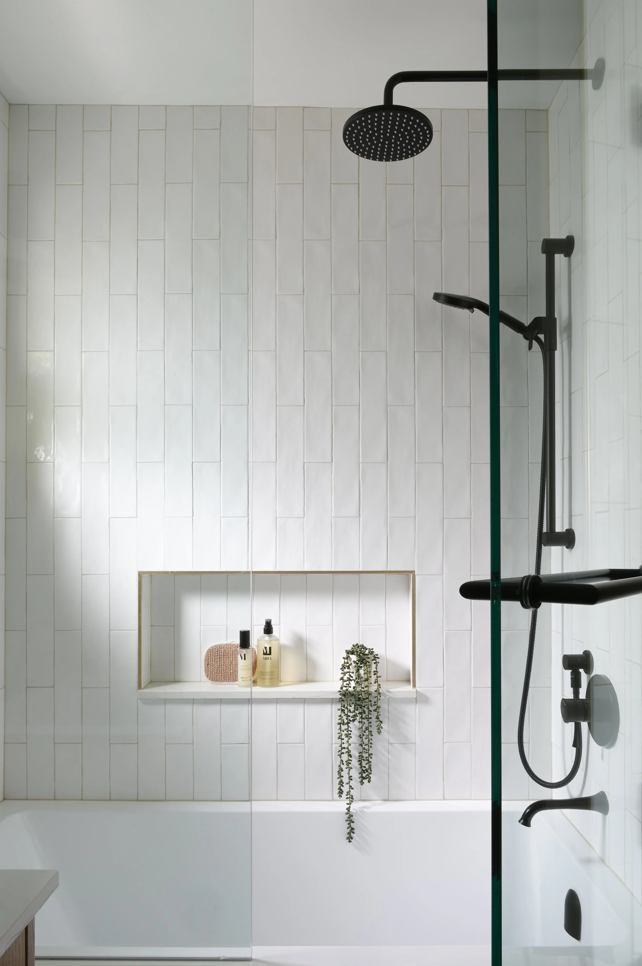 Urban_Roots_Helen_Adams_55 Street_Tracey_Ayton_Photography4250.jpg