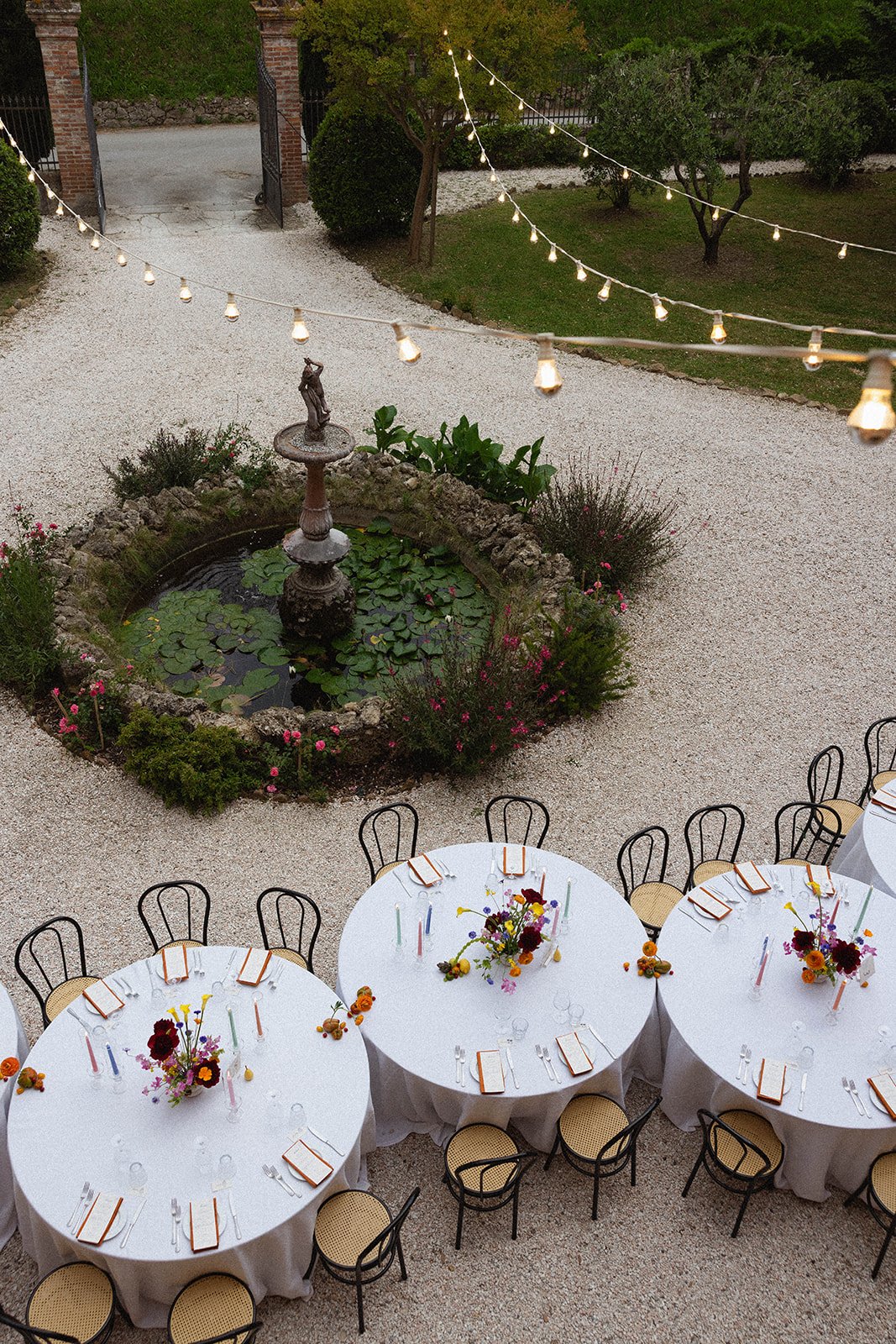 colorful-tuscany-wedding-tablescape.jpg