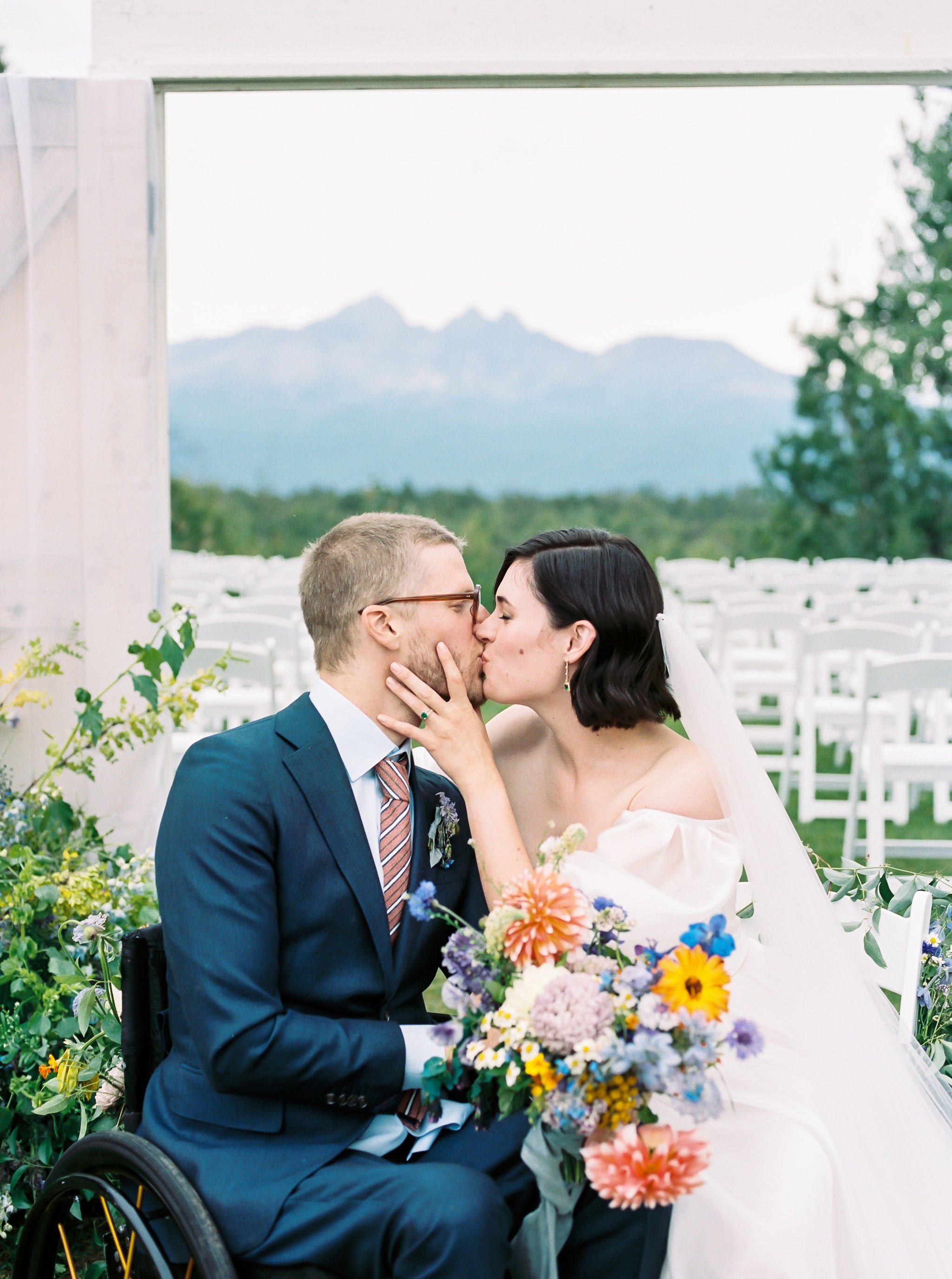 Outdoor Wedding Venue in Wasilla, Alaska - Rachel Tweggs Photography