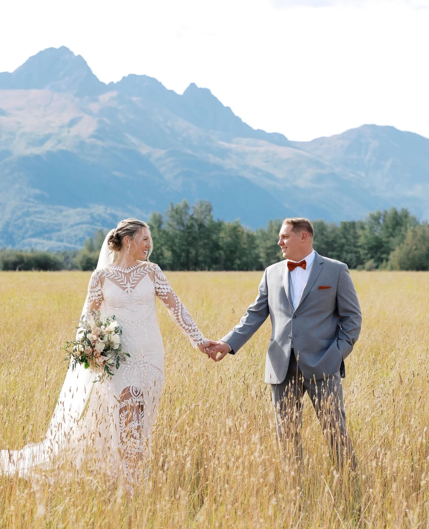 We are finally settled in our winter home in Florida and so I&rsquo;m excited to catch up on posting weddings. 
 I&rsquo;m excited to share Caitlin + Storms beautiful wedding at @veil.and.vine 
#alaskaweddingphotographer #alaskawedding