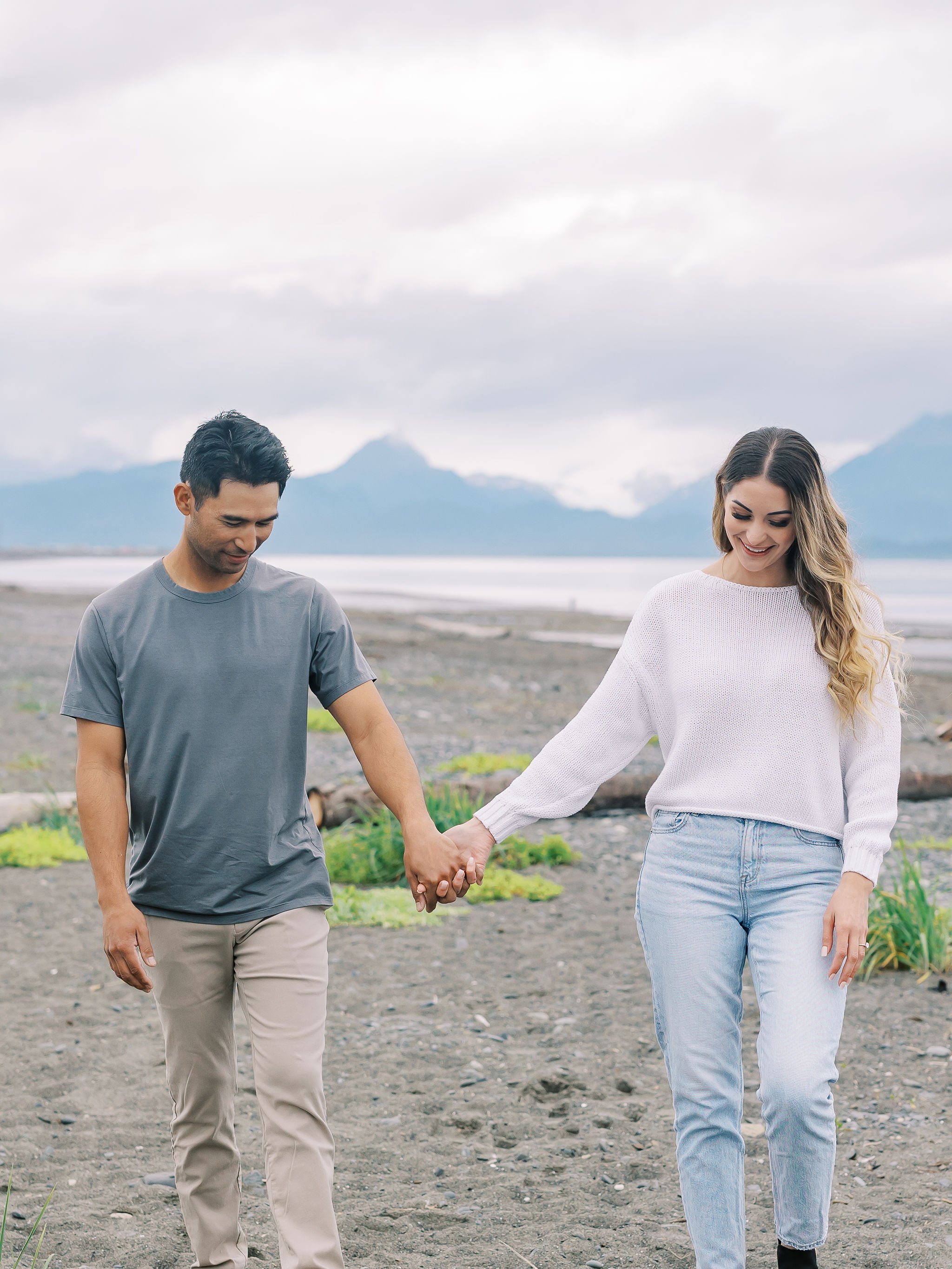 CoupleSession-HomerAlaska-RachelTweggsPhotography-43.jpg