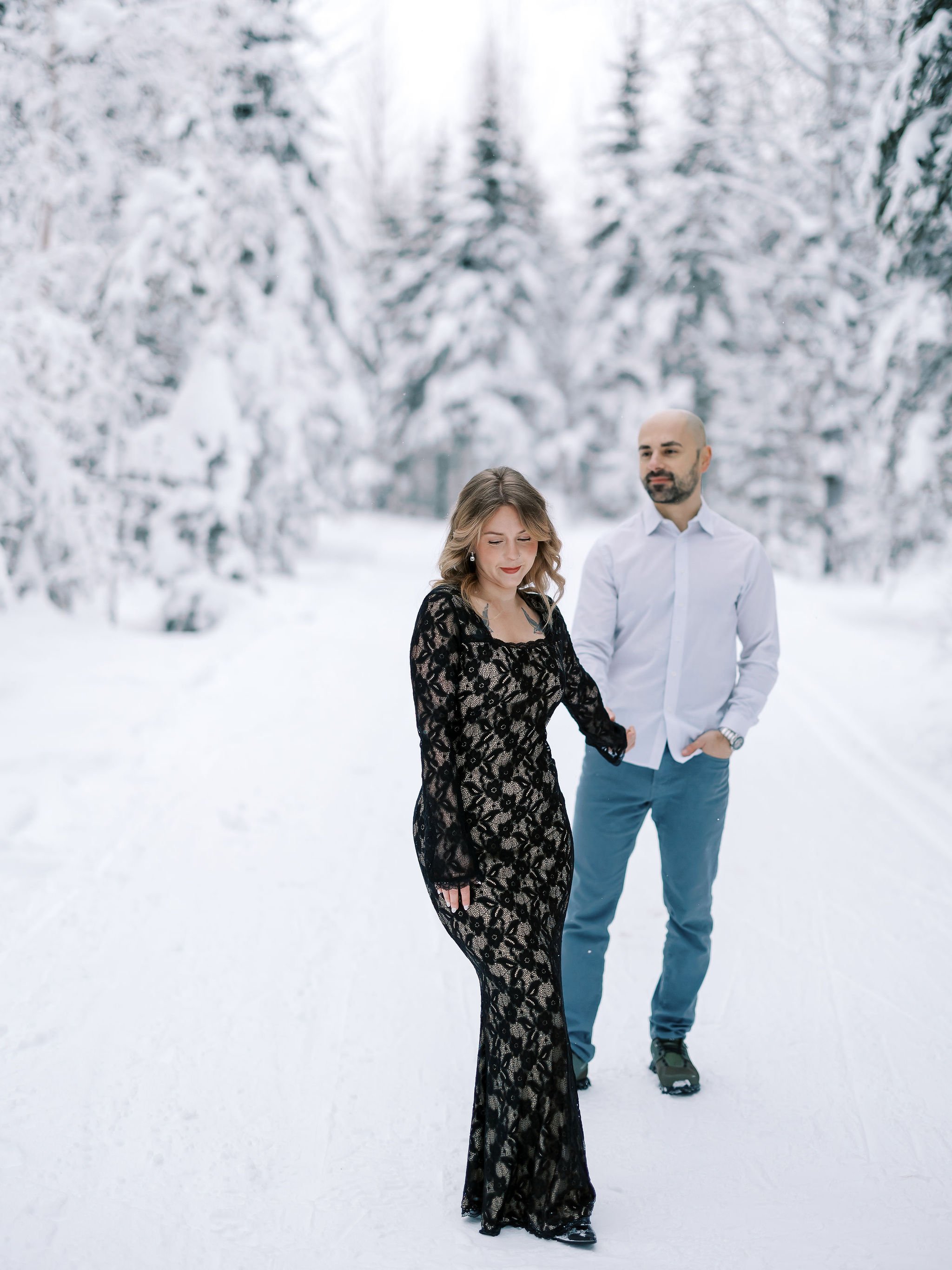 WinterEngagementPhotos-AnchorageAlaska-RachelTweggsPhotography-73.jpg