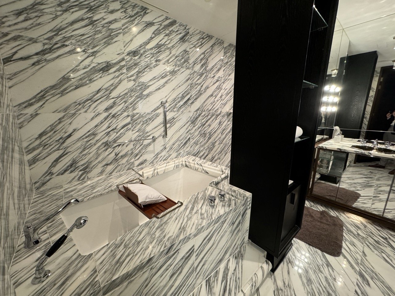Rosewood Serviced Apartments - 3.jpeg