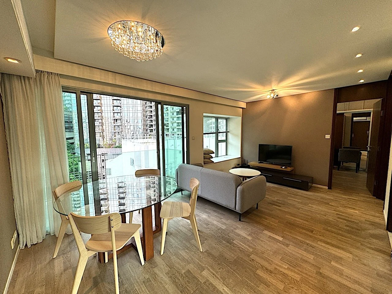 Where to find 3-Bedroom Serviced Apartments?