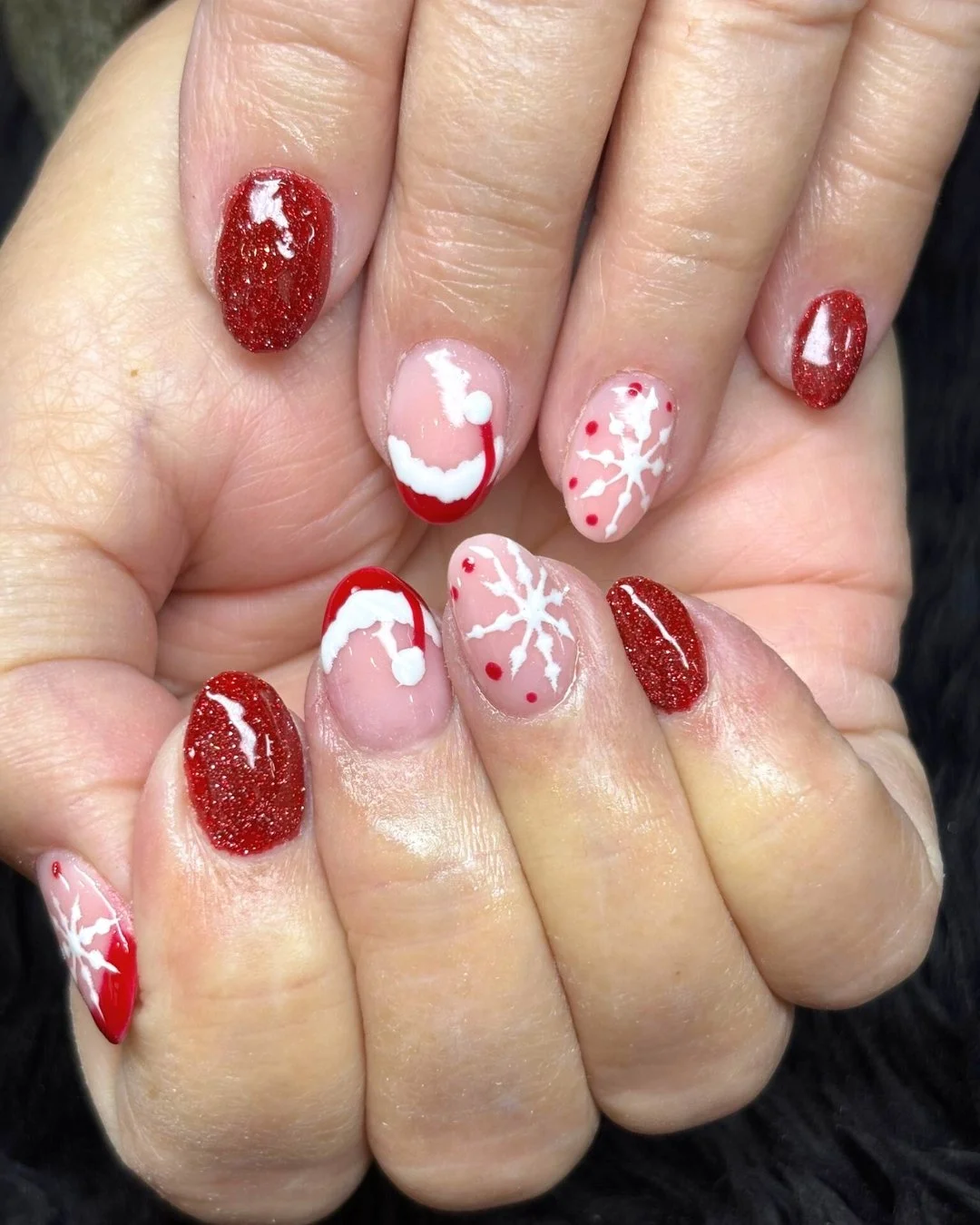 Nail strengthening doesn&rsquo;t mean &ldquo;plain only.&rdquo;

With BIAB you can grow your nails, keep them healthy, and still enjoy the fun bits whether that&rsquo;s a simple shade or a festive, detailed design like this one 🧑&zwj;🎄

Nails by @p