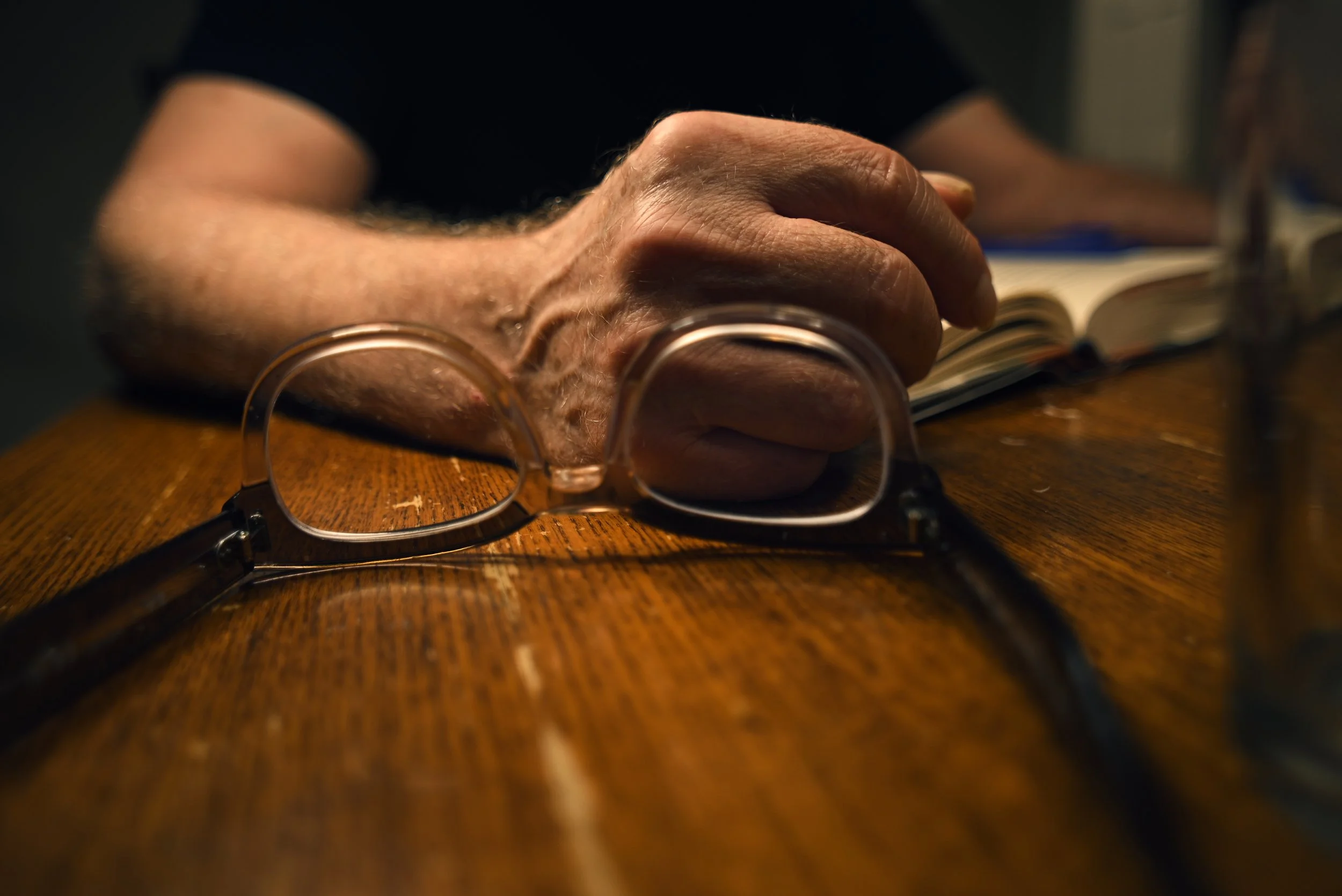 20251124_ABO_0541_Dining Room Daddy Reading Glasses copy.JPG