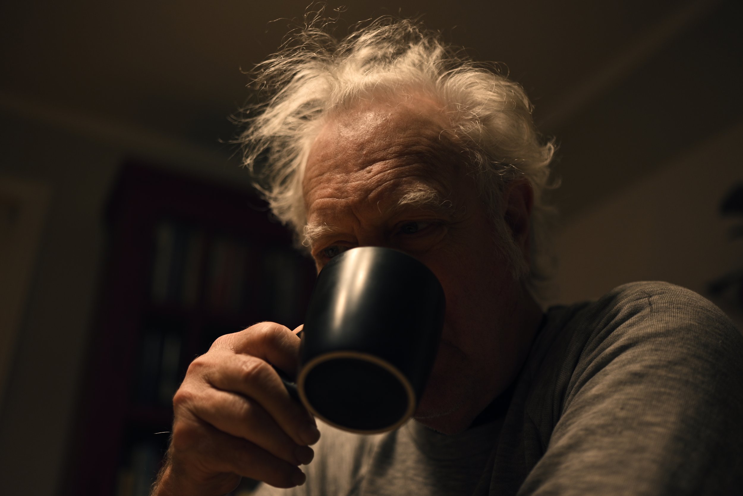 20251109_ABN_1290_Dining Daddy reading copy.JPG