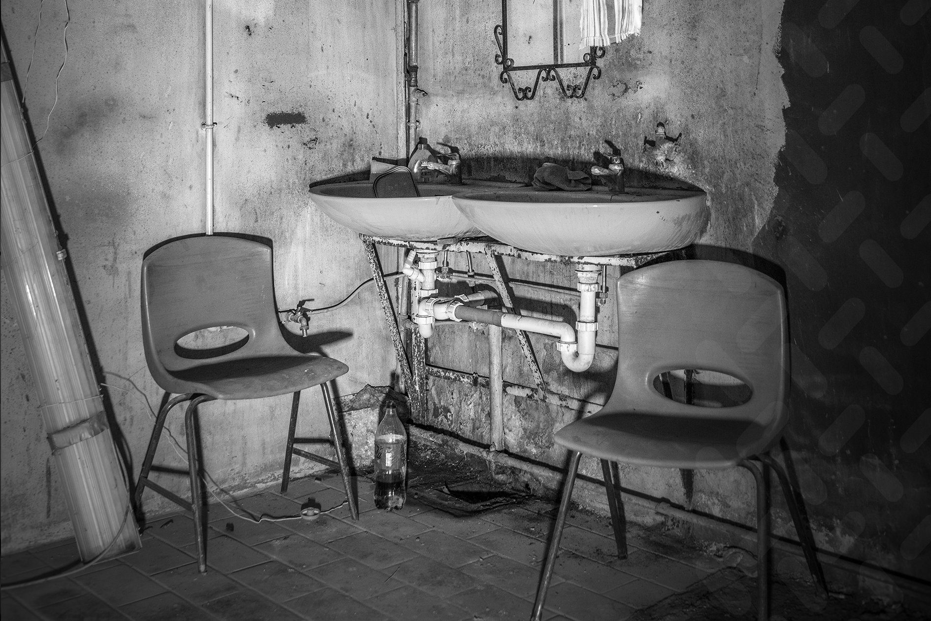 Urbex7B.jpg