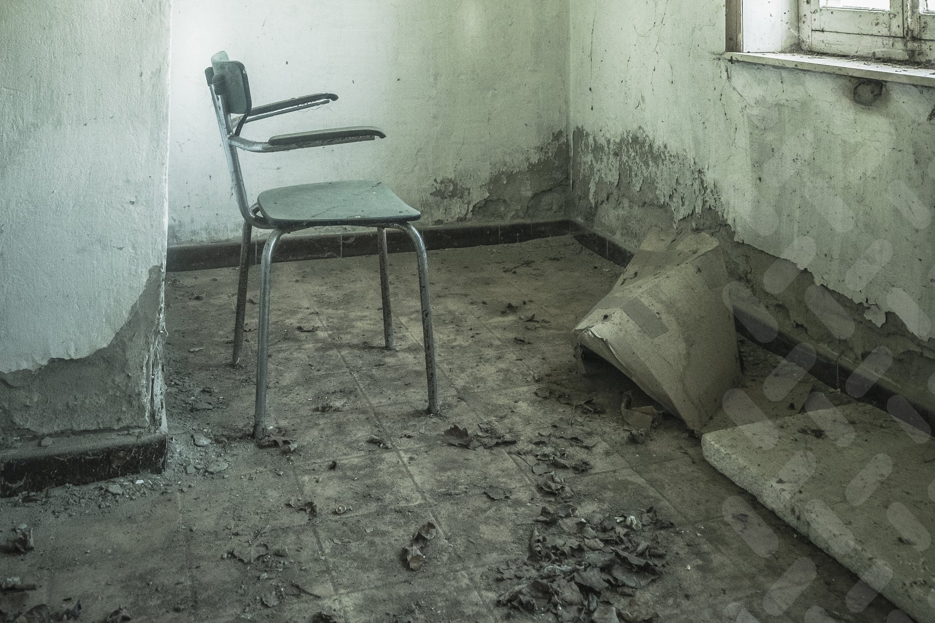 Urbex40B.jpg