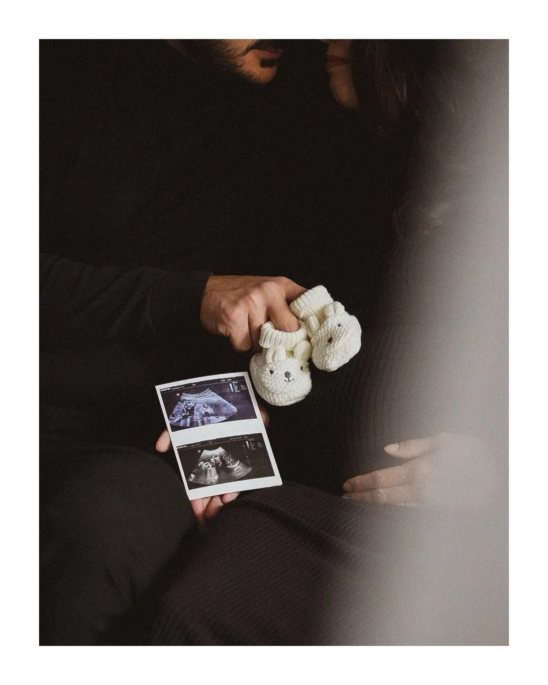 𝙄𝙧𝙚𝙢 &amp; 𝘽𝙖𝙧𝙞𝙨🧿

Danke, dass ich diesen Moment f&uuml;r euch festhalten durfte. 🤍

#fotografie #maternityphotoshoot #miesbach