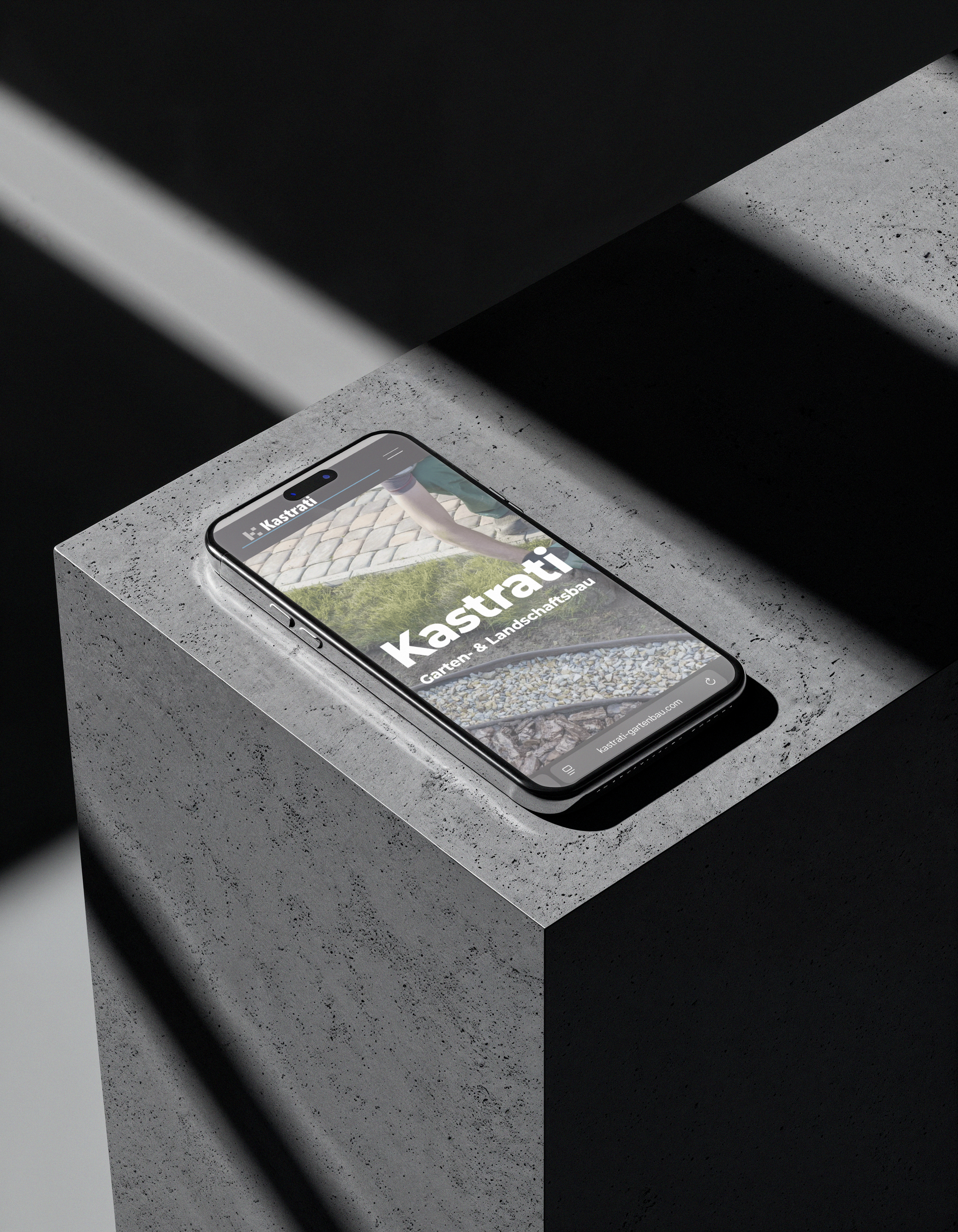 Kastrati Gartenbau Handy Mockup.png