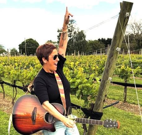 Sunday Sounds with Erin Chase and BBQ by Crossroadsque