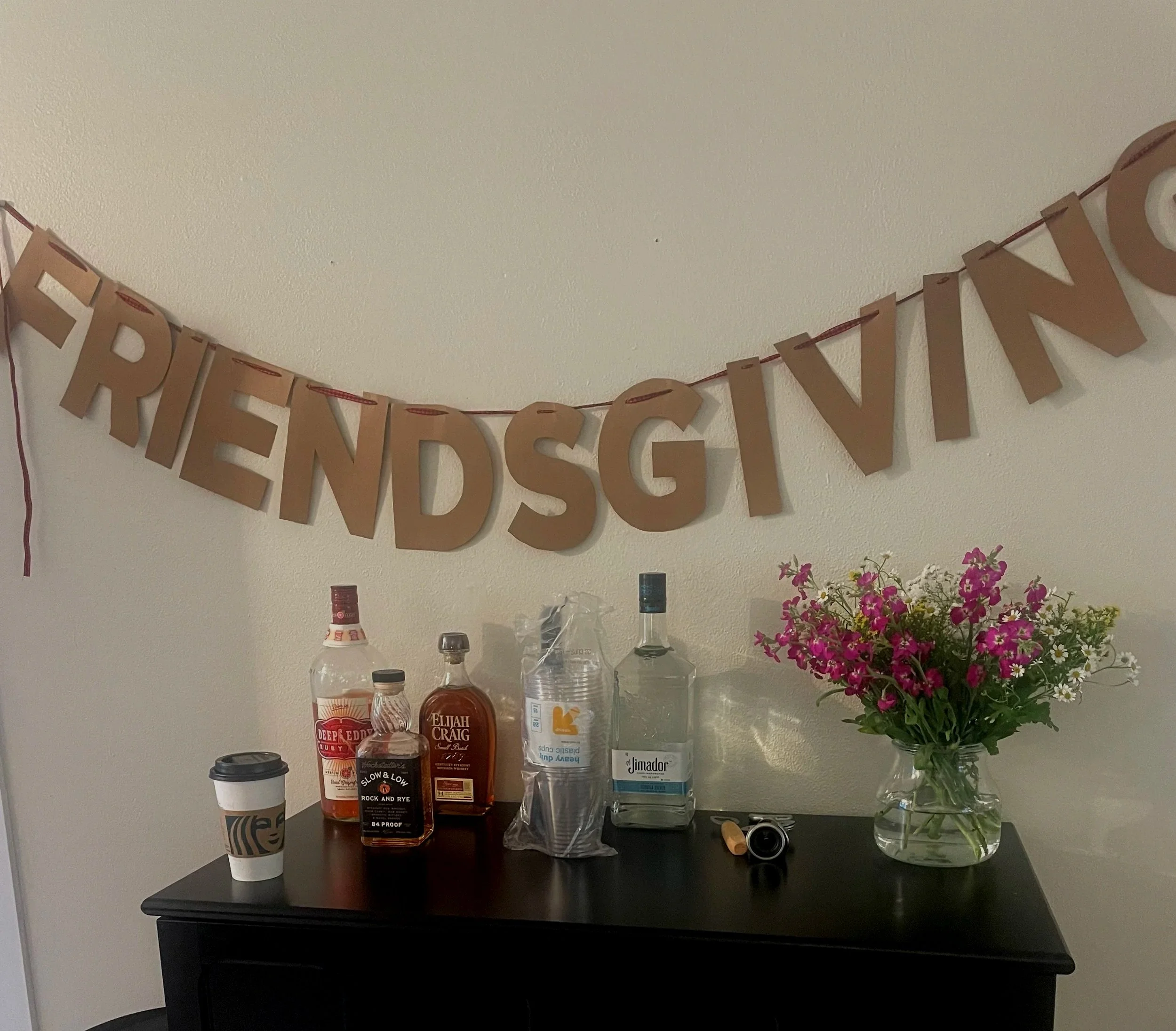 A Guide to Hosting Friendsgiving