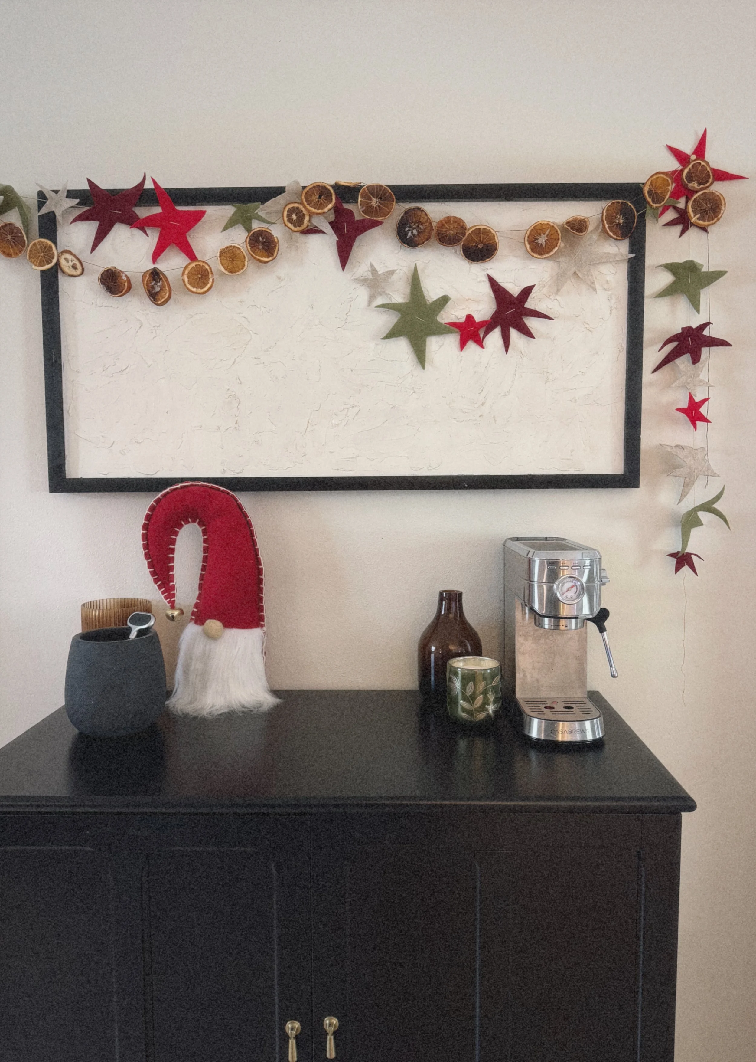 Recycling Dried Orange Wreath for Christmas!