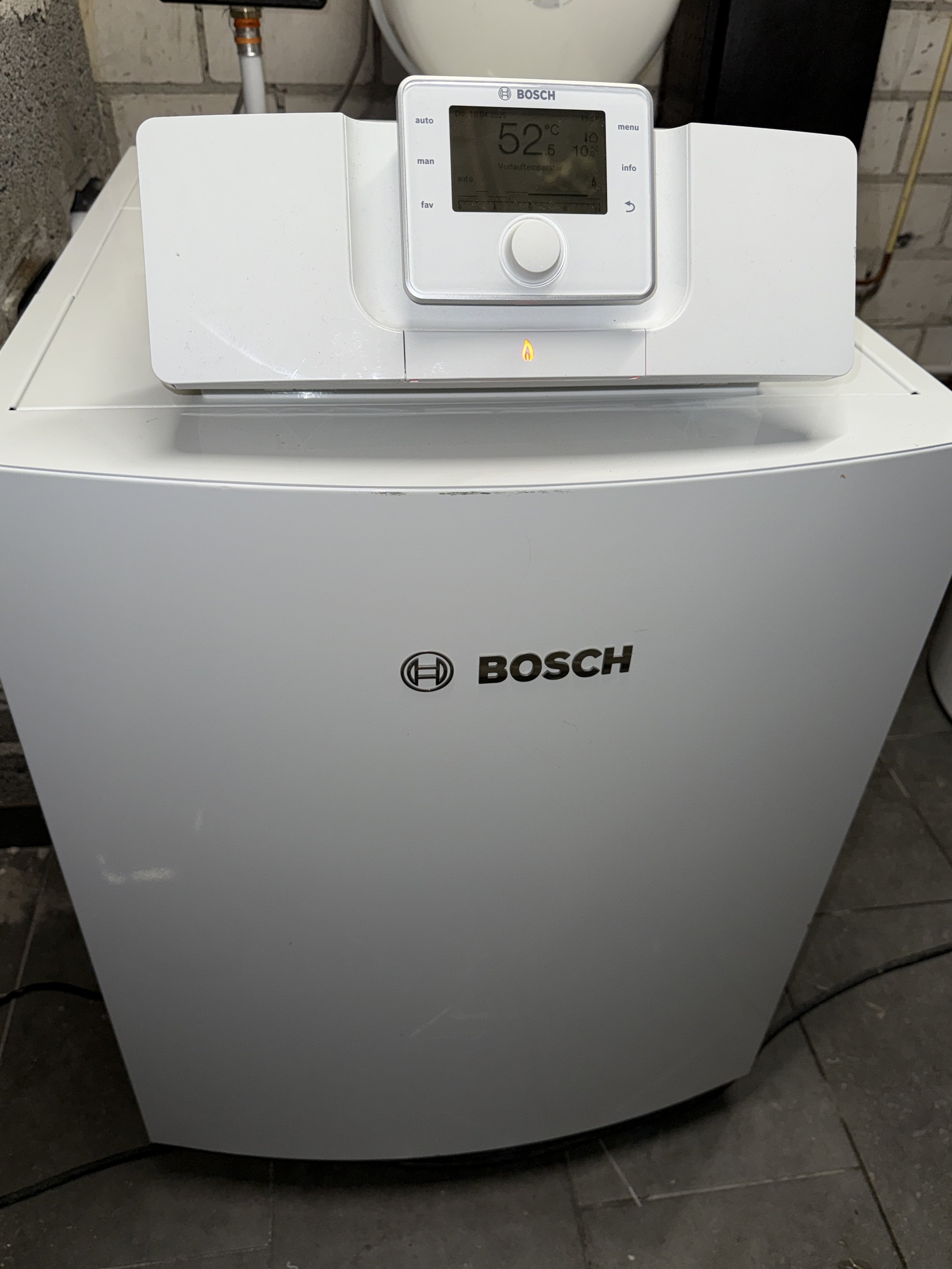 Wir bauen Ihnen Moderne Ölbrennwertkessel ein