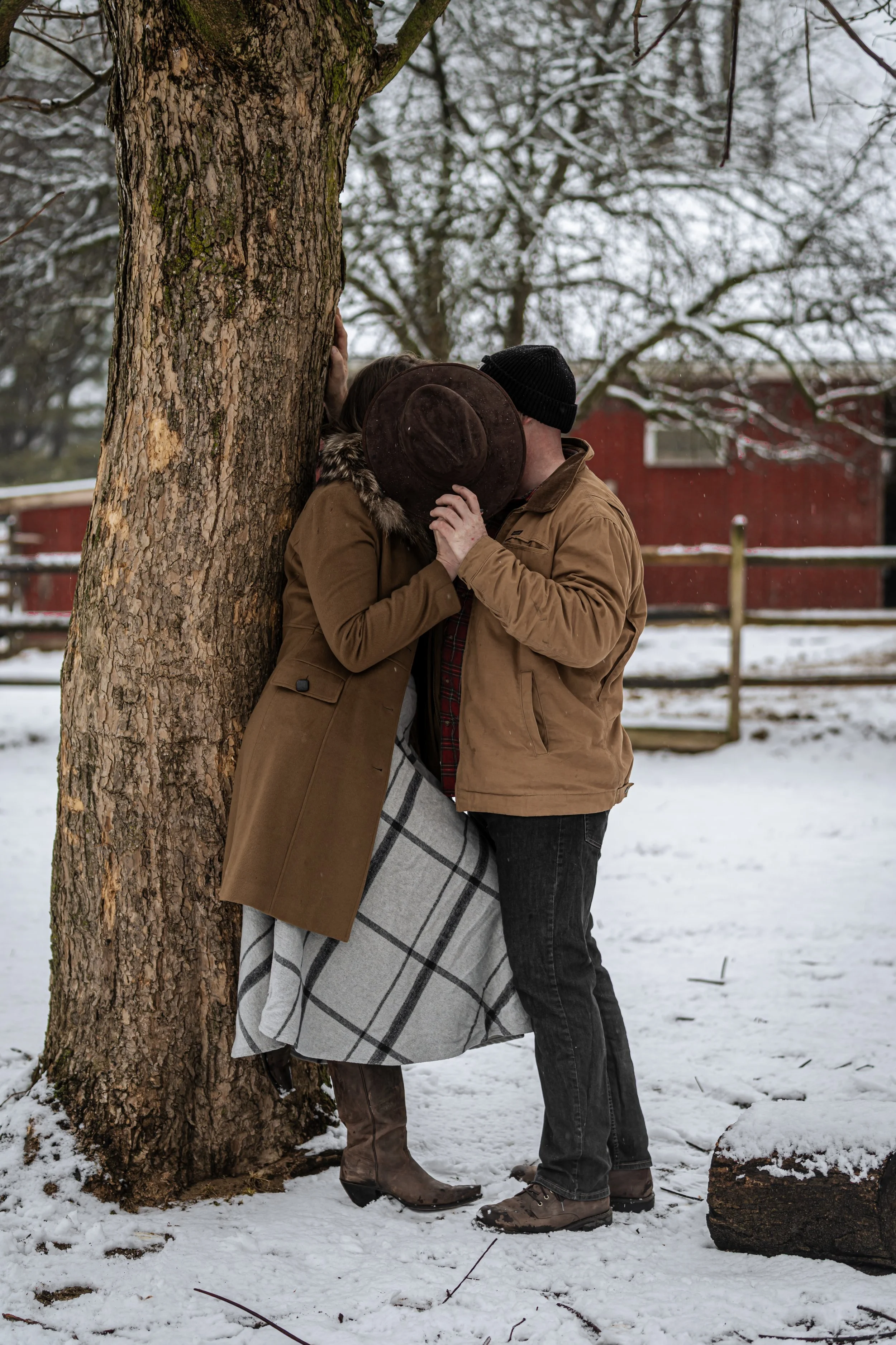 15_Jonanna and Rob's Winter Barn Session [EP].jpg