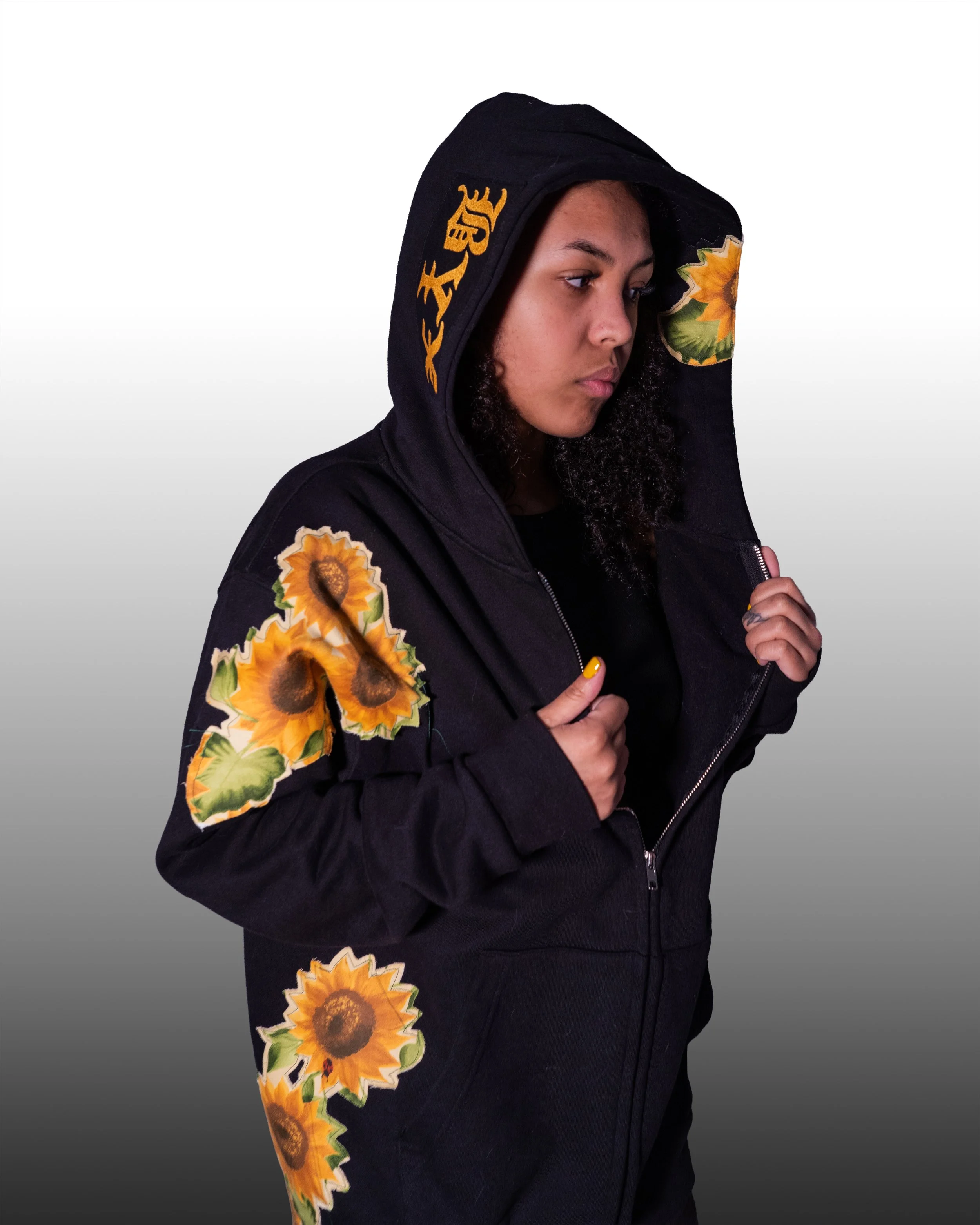 CF SUNFLOWER RIGHT 3:4th.jpg