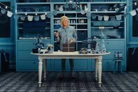 Martha Stewart Wraps the Gifts in American Eagle”