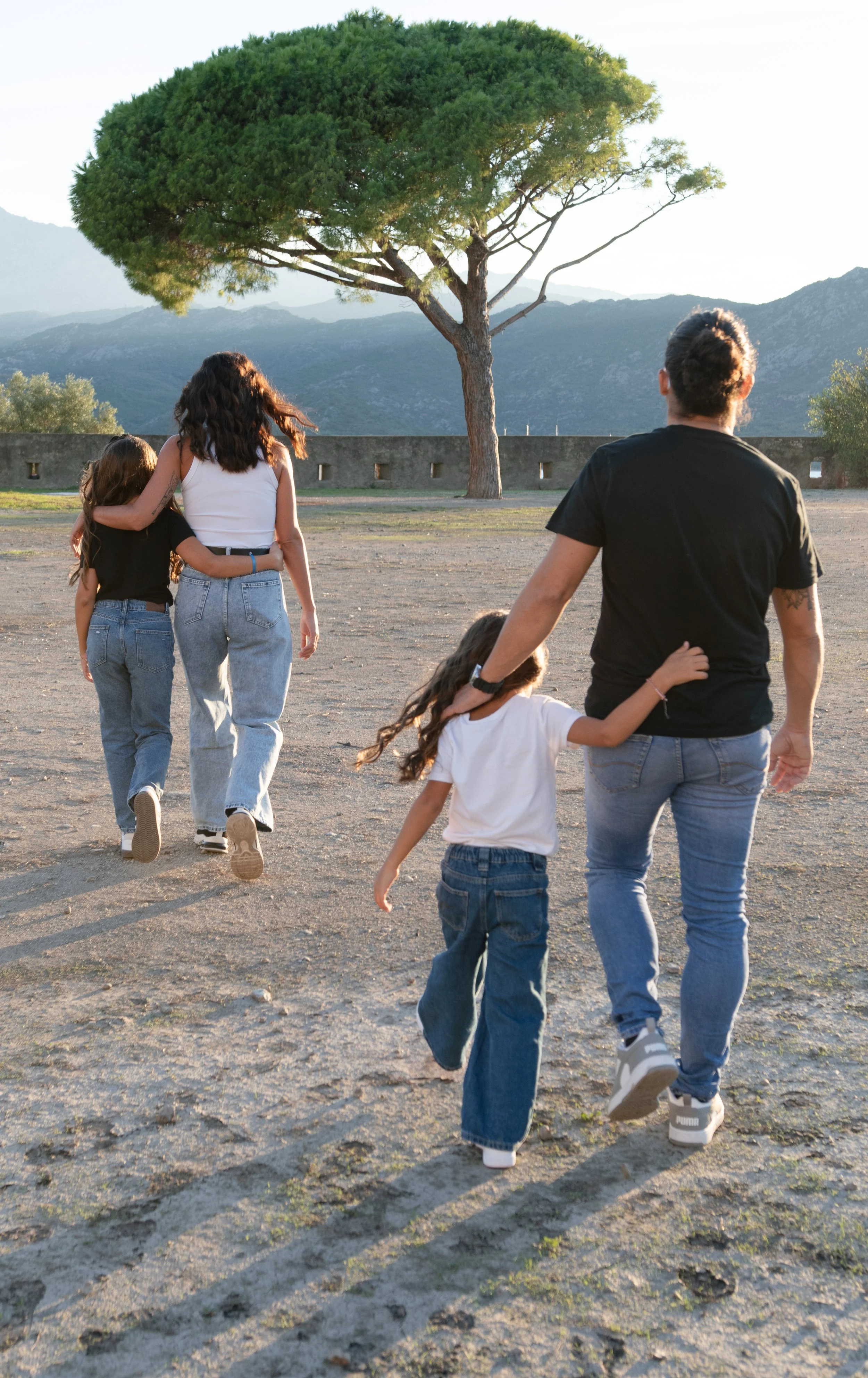 Familytime125.jpg