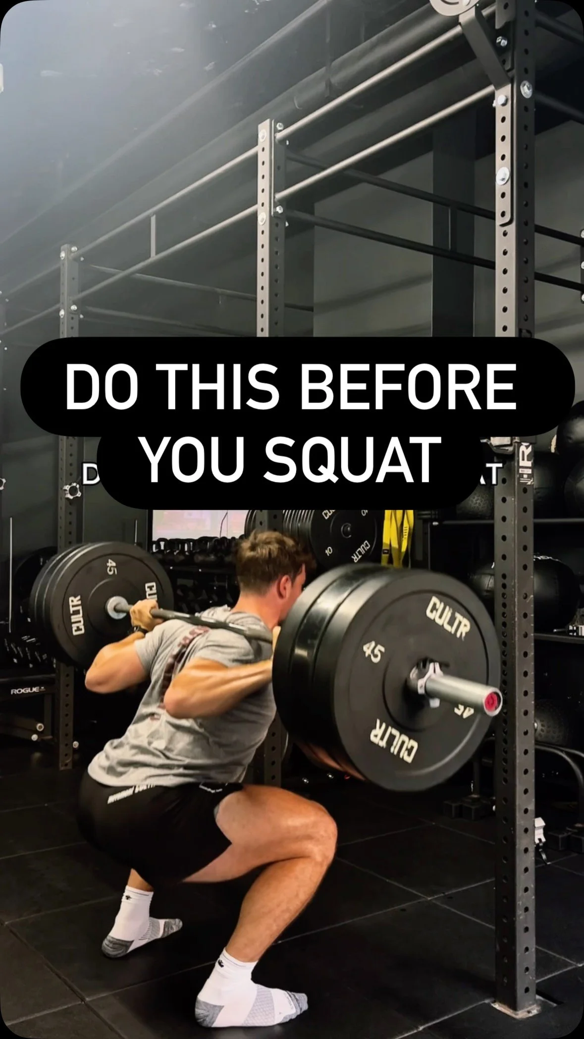 TRY IT ⬇️
1️⃣ banded clams … 15 each leg
2️⃣ banded hip flexor iso hold … 30 sec each leg
3️⃣ lateral band walk … 10 each leg
#legday #lowerbody #legworkout #prehab #workout #squat #strongsquat #explosive #strength #hypertrop