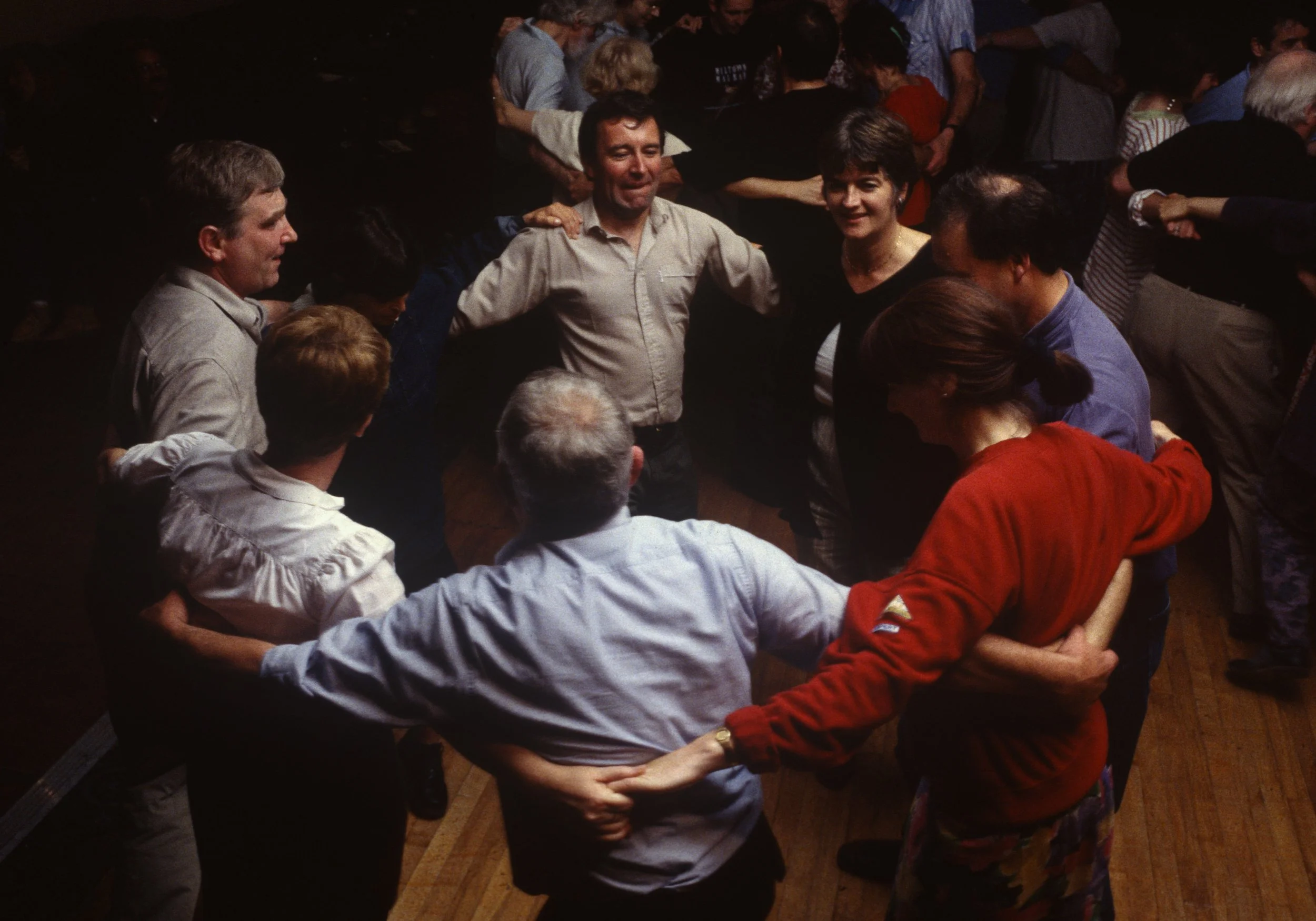 Set dancers at an evening céilí in the Quilty Tavern 1996.