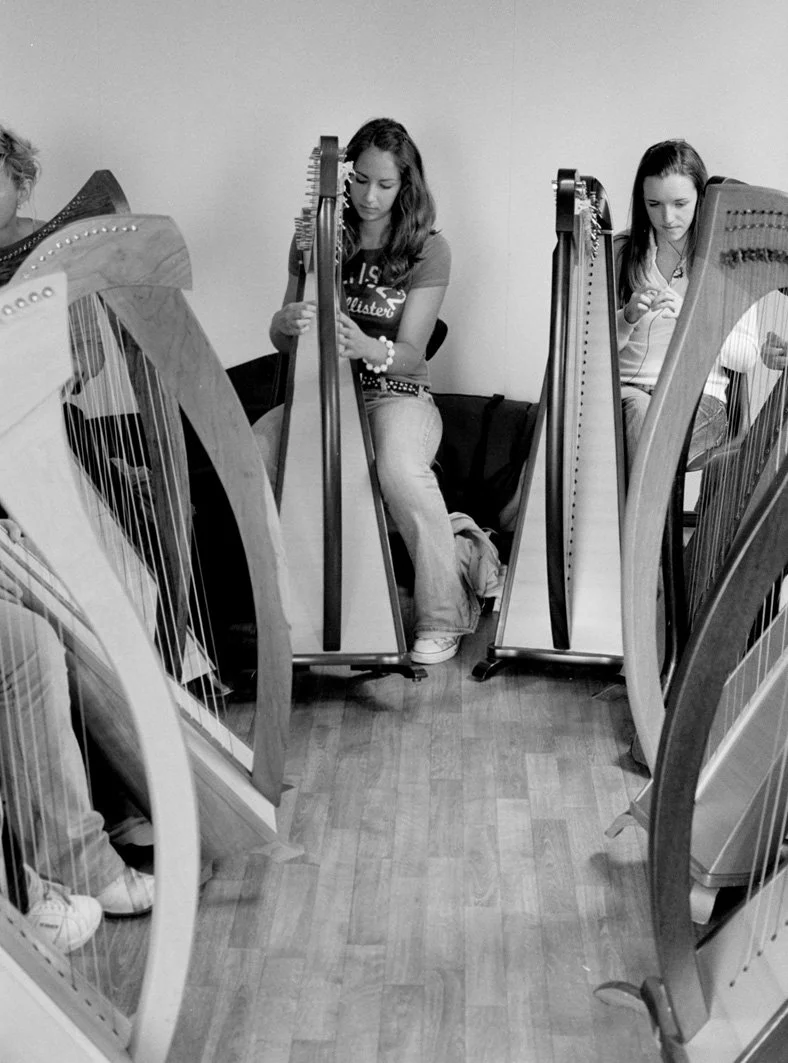 Harp students 2007, the year that harp classes were added to the school's programme.