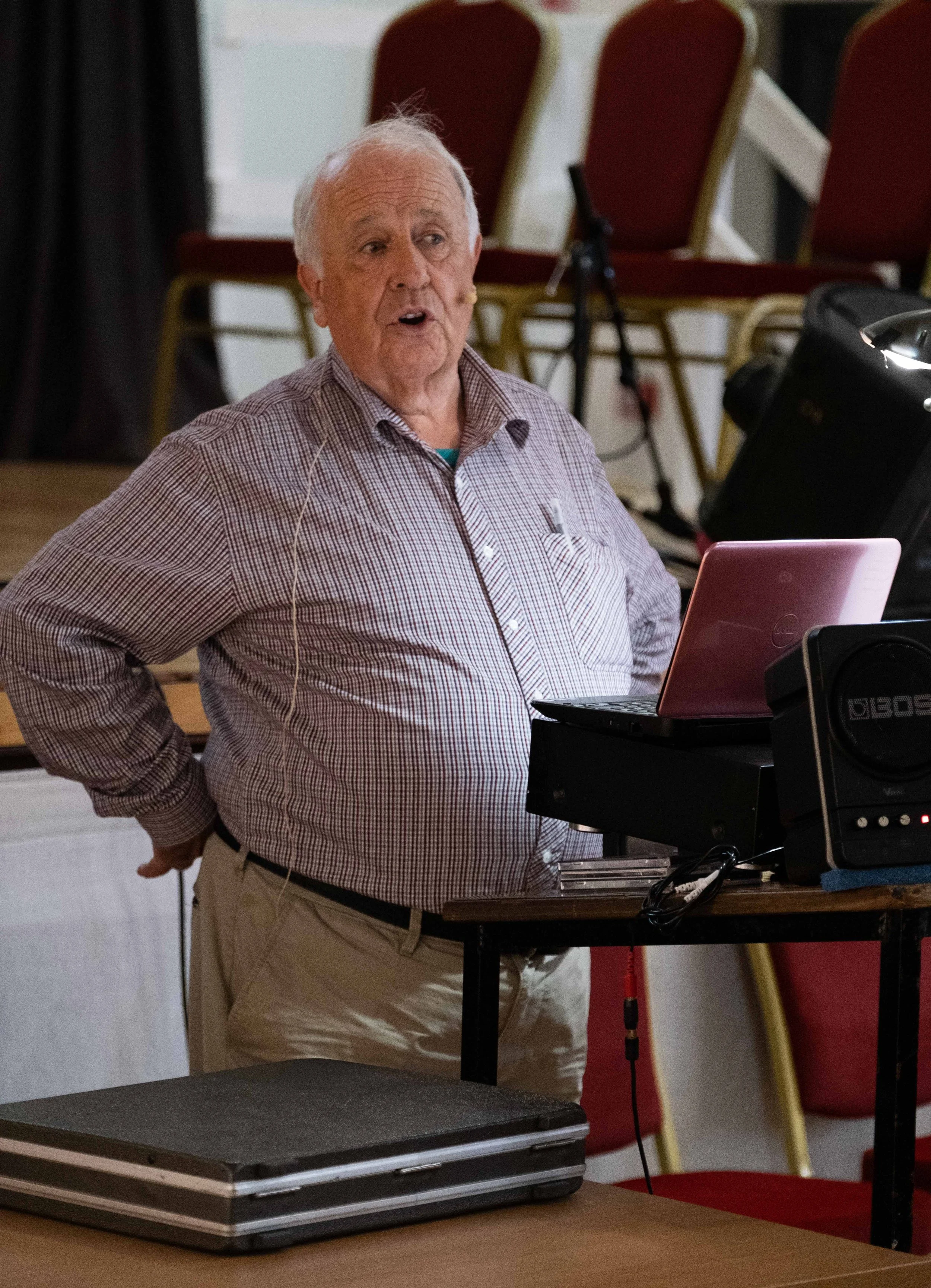 Harry Bradshaw presenting a lecture on the Irish Recording Company 2022.