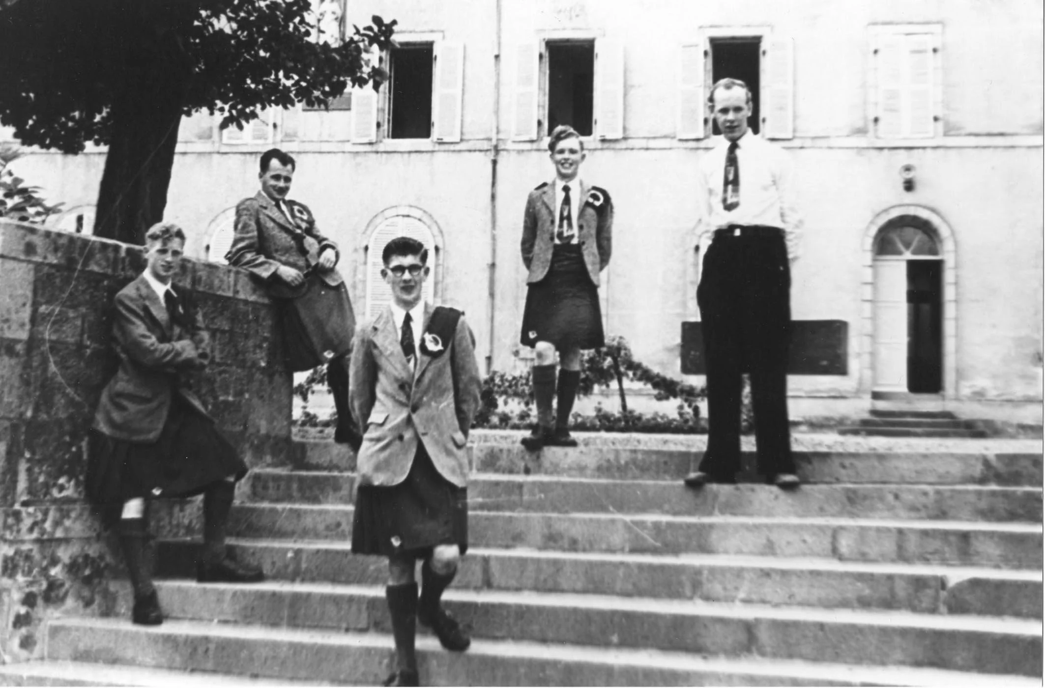 Willie Clancy (right) with Irish dancers attending the 1951 Celtic Congress in Brittany.
Photo by Pádraig Ó Mathúna.