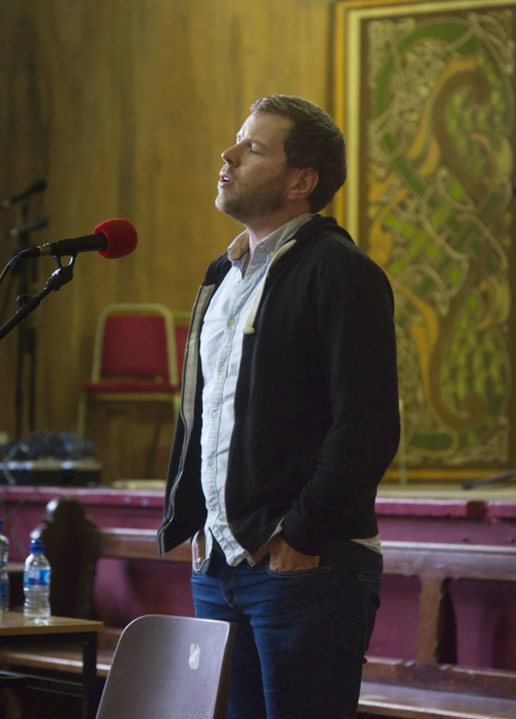 Aodhgán Ó Ceallaigh performs at the 2015 singing recital.