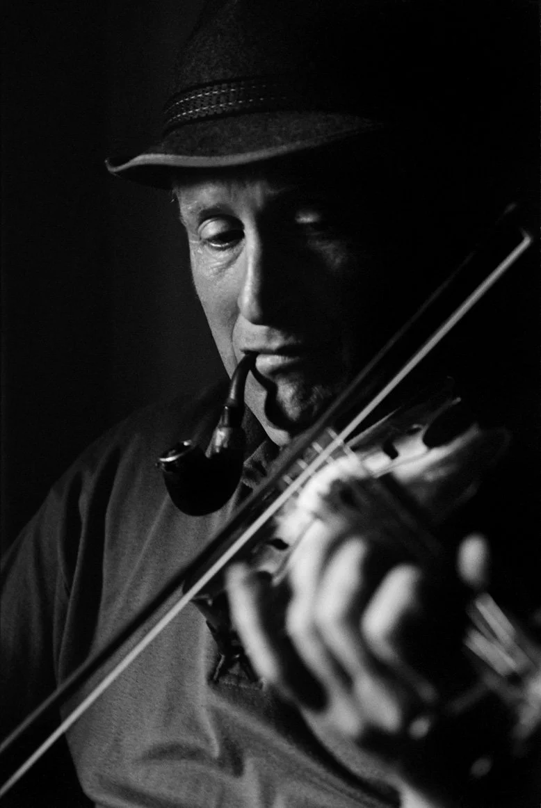 Denis McMahon playing in Queally's, 1994.
