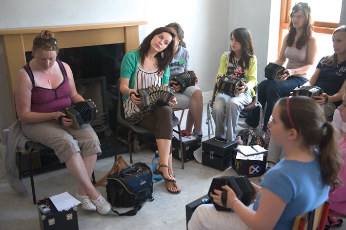 Edel Fox with her concertina class 2009.