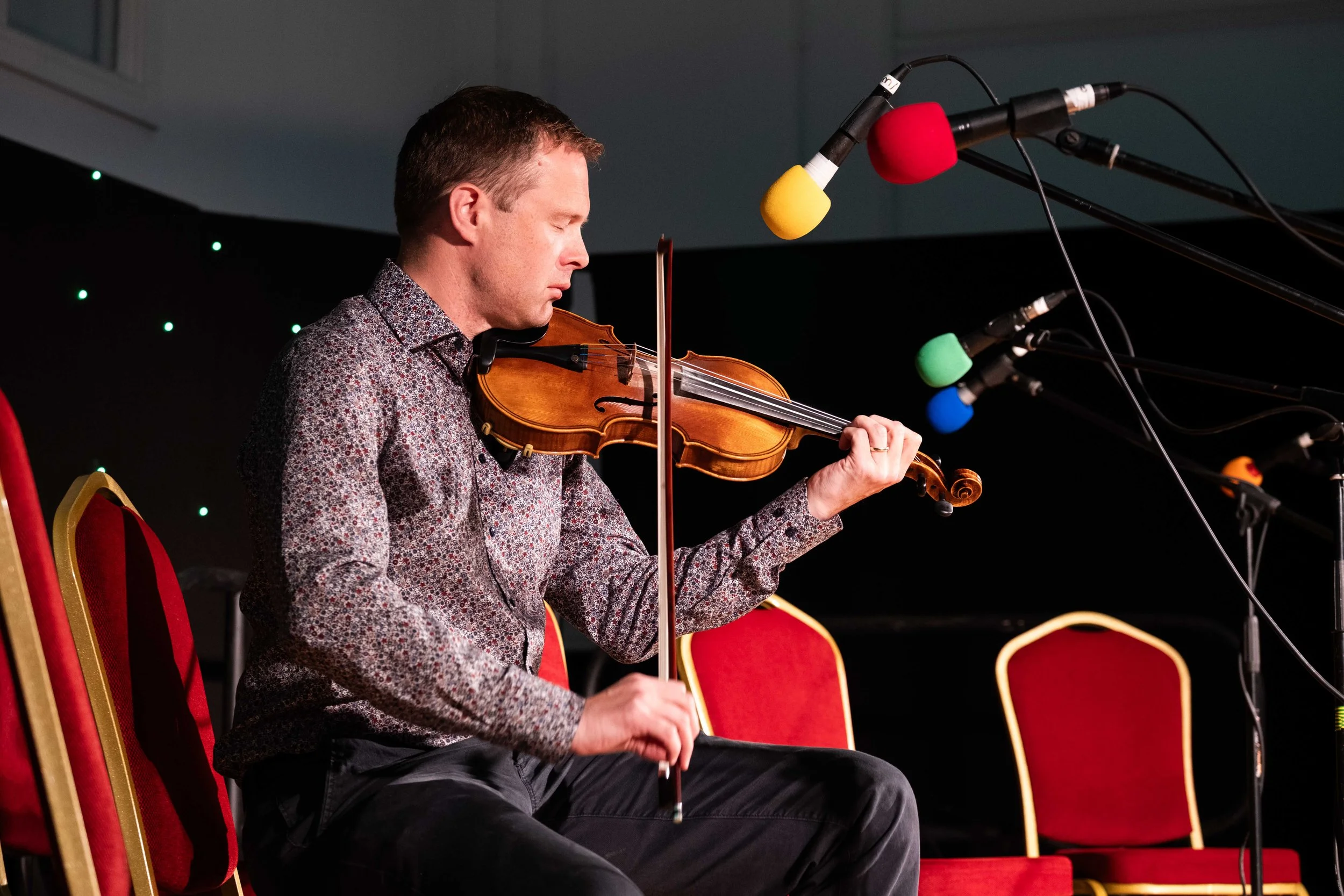 Ciarán Ó Maonaigh performing in the fiddle recital 2025.