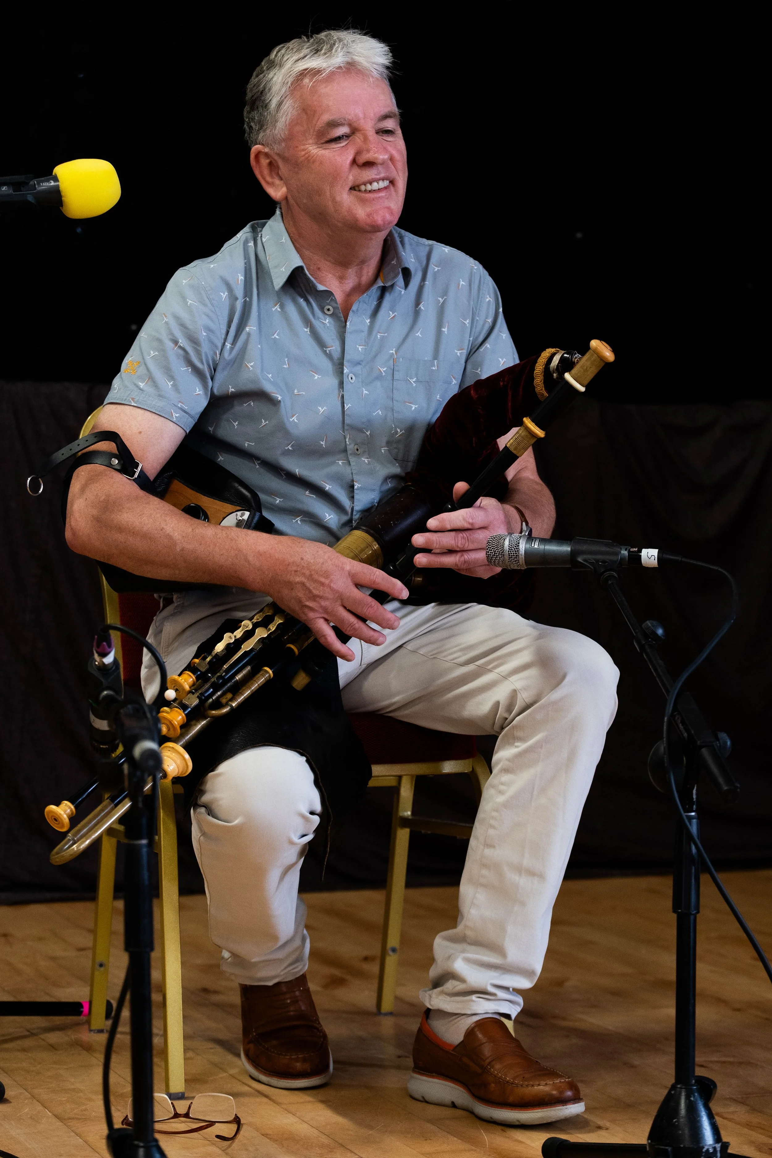 Gay McKeon performing in a lunchtime uilleann piping recital 2023.