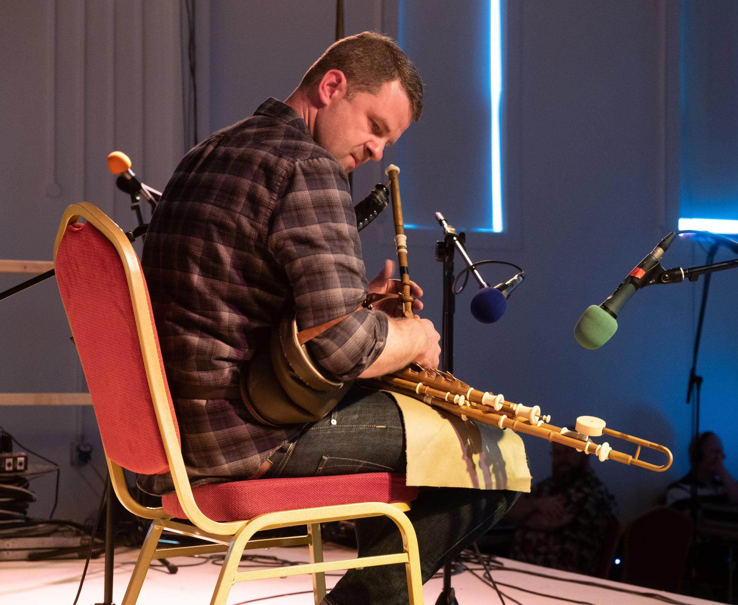 Emmett Gill playing at the 2019 uilleann pipes recital.