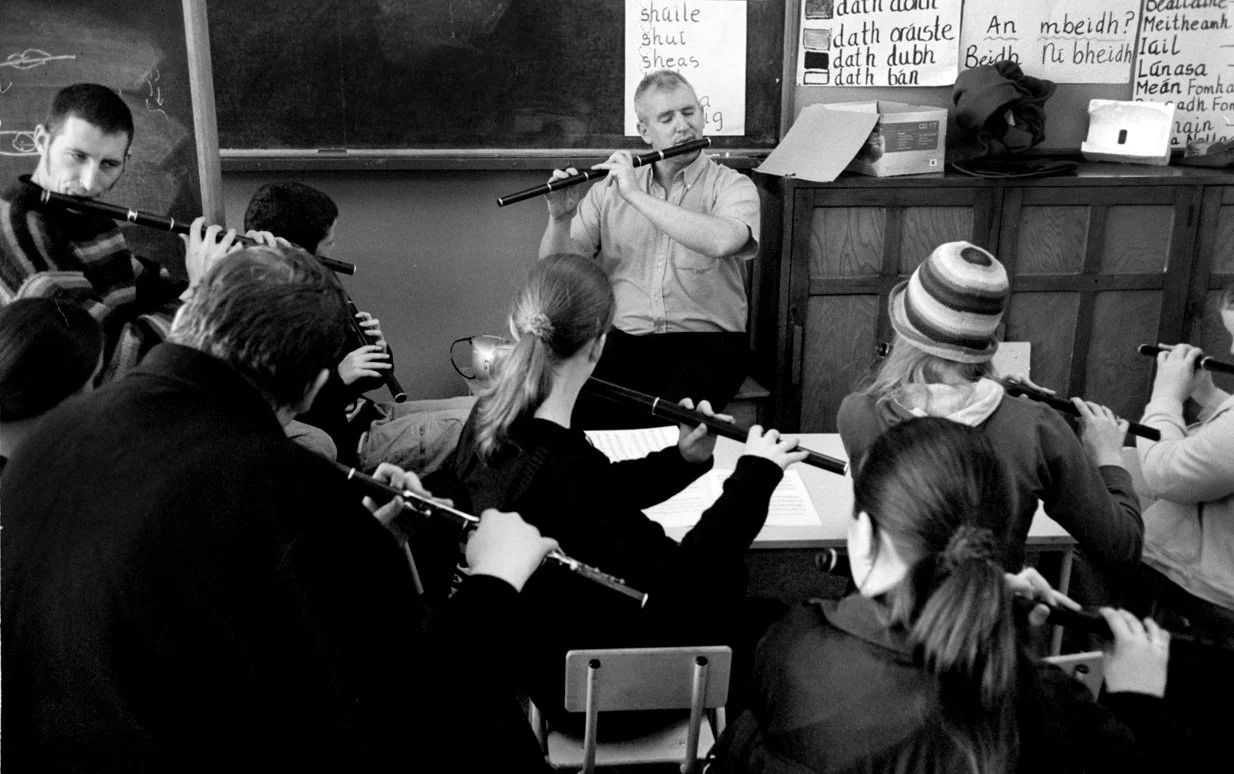 Marcas Ó Murchú (centre) with his flute class 2002.