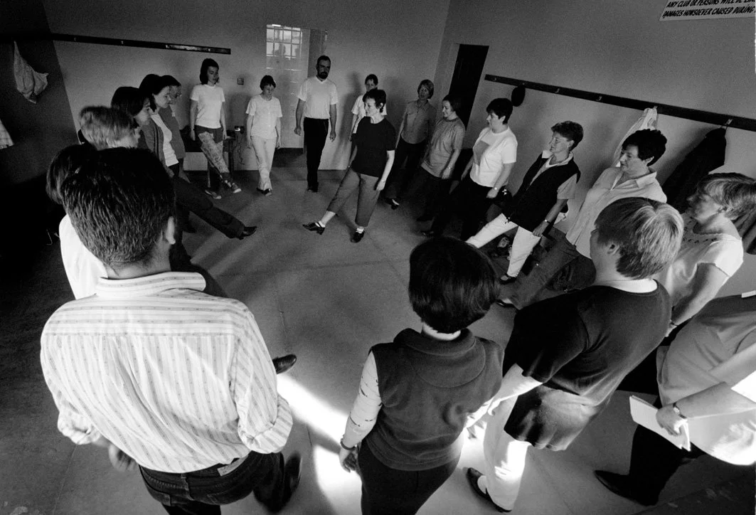 Margaret Wray demonstrating sean nós steps to her class 2002.