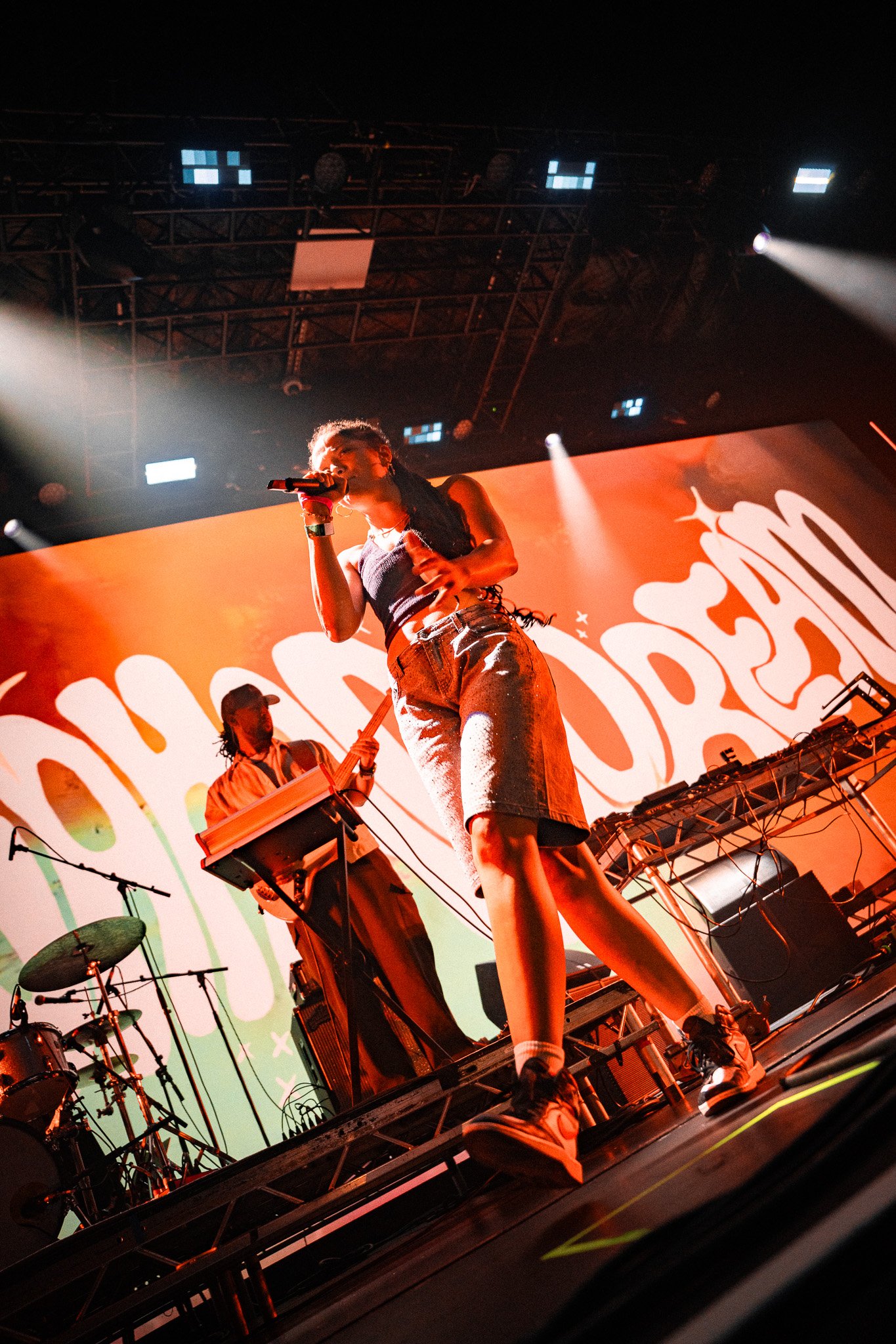 JayaHadADream - COLORS SHOW - Tones of London @ The Outhernet