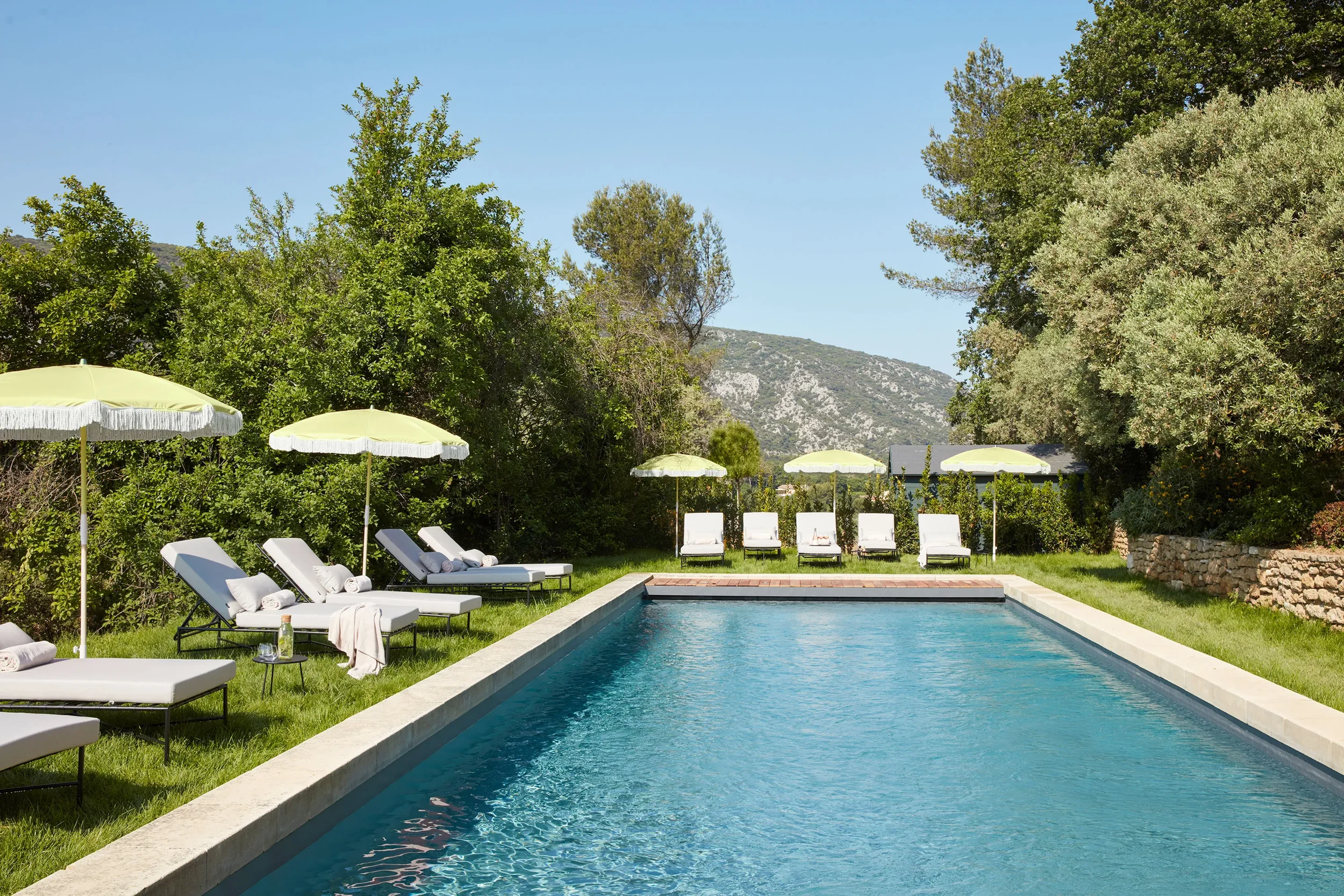 La-Bastide-du-Mourre,-Oppède-le-Vieux,-France-july23-pr2.webp