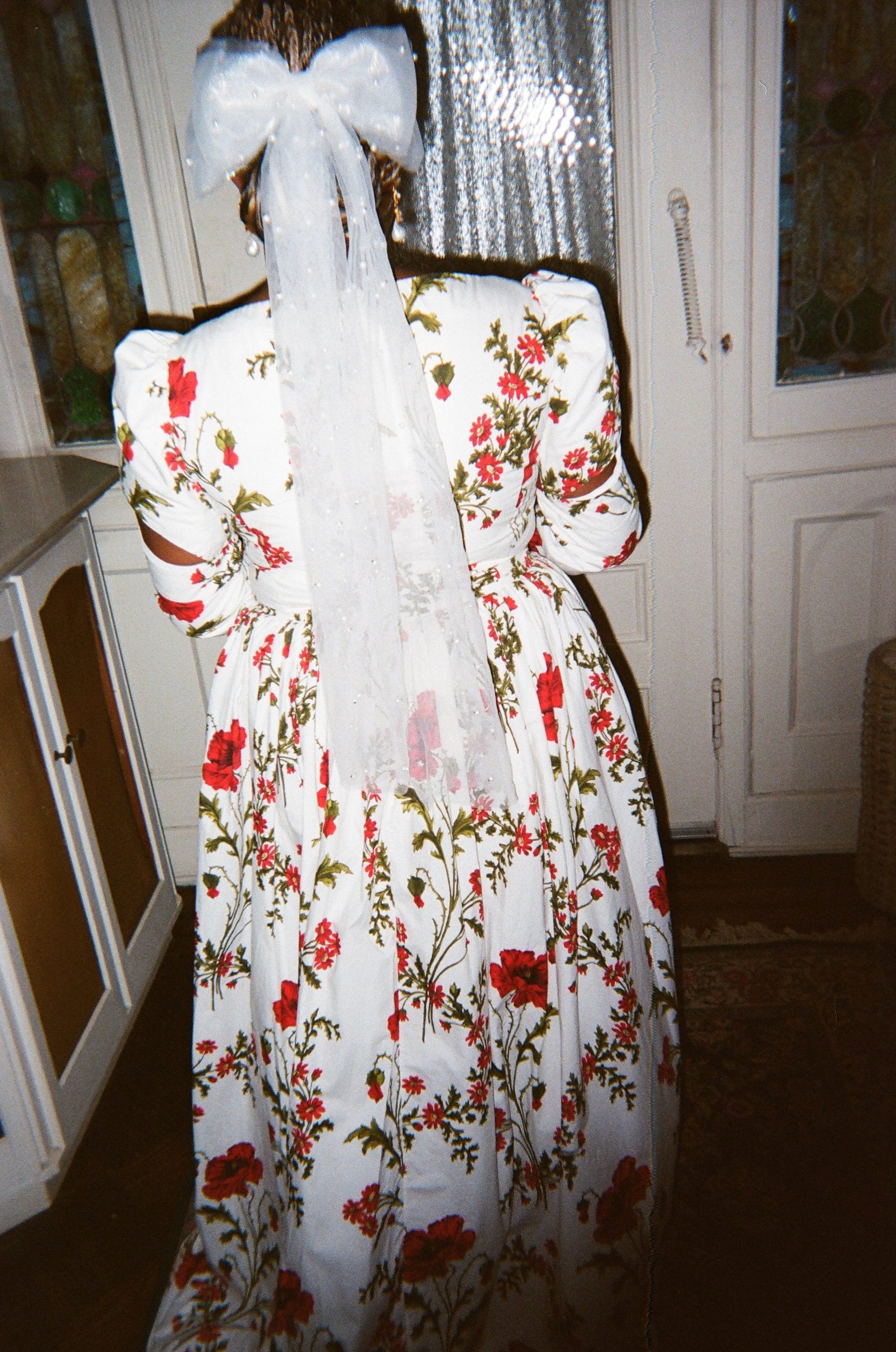 amq+back+bright.jpg