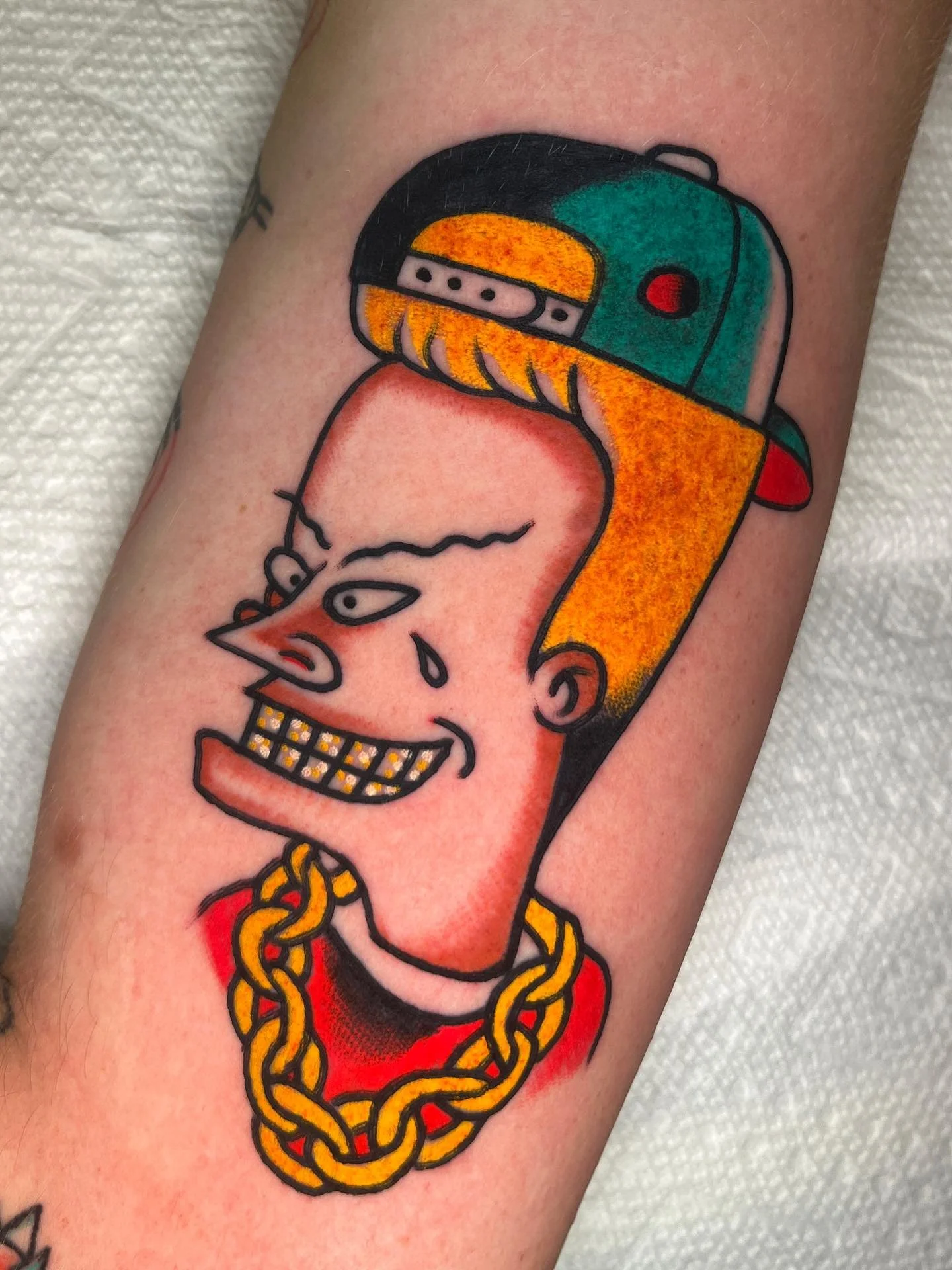 🌞TATTOO ROUNDUP!🌞
Some recent tattoos made @twinsunschapelhill and @twinsunsdurham .
NOW BOOKING LINK IN BIO! 
Thanks to those who get tattooed! 

Magic Charlie impression on pic two! 
.
.
#traditional #tattoos #americantraditionaltattoo #durham #c