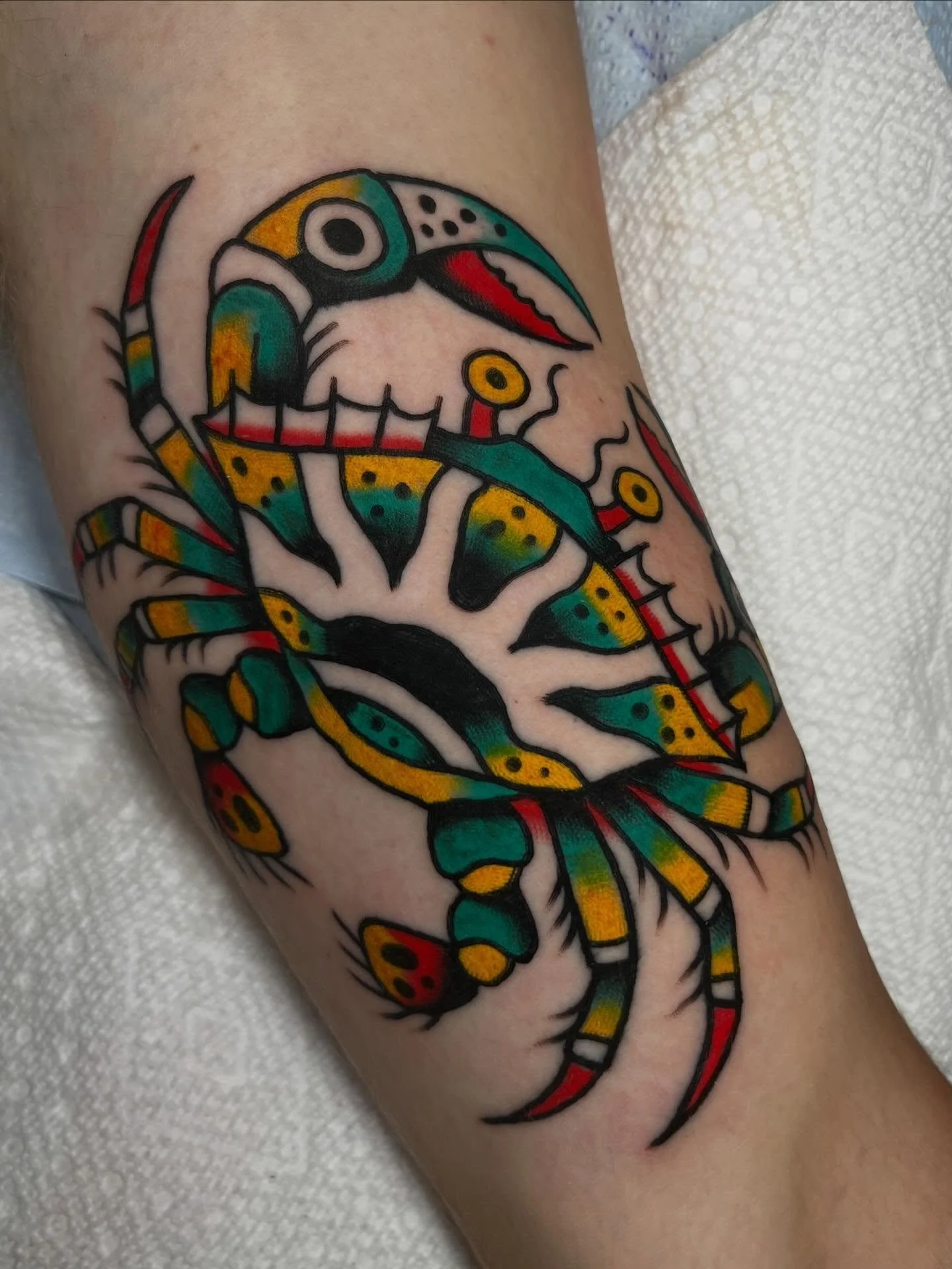 🌞TATTOO🌞
I love tattooing! Thank-you everyone who gets tattooed!!!! Y&rsquo;all rule! It&rsquo;s been a great week saw a lot of old friends and new!!
Made with love!
Find me @twinsunsdurham (t,f,Sunday)
and @twinsunschapelhill (m,w) - walkins 
.
.
